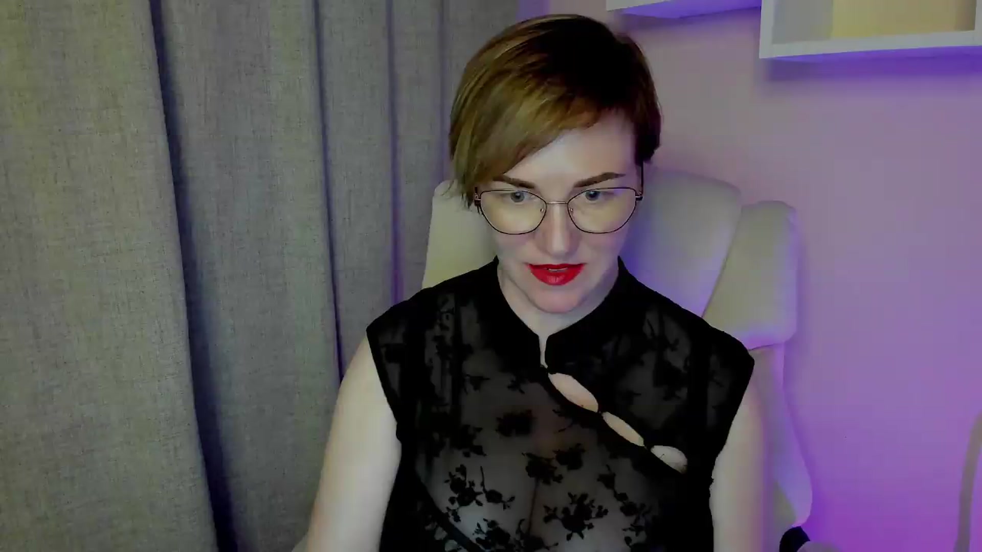 Gallery image thumbnail from EroticFELIZIA's myfreecams stream on, 07/05/2026, 18:48 image 17 of 20