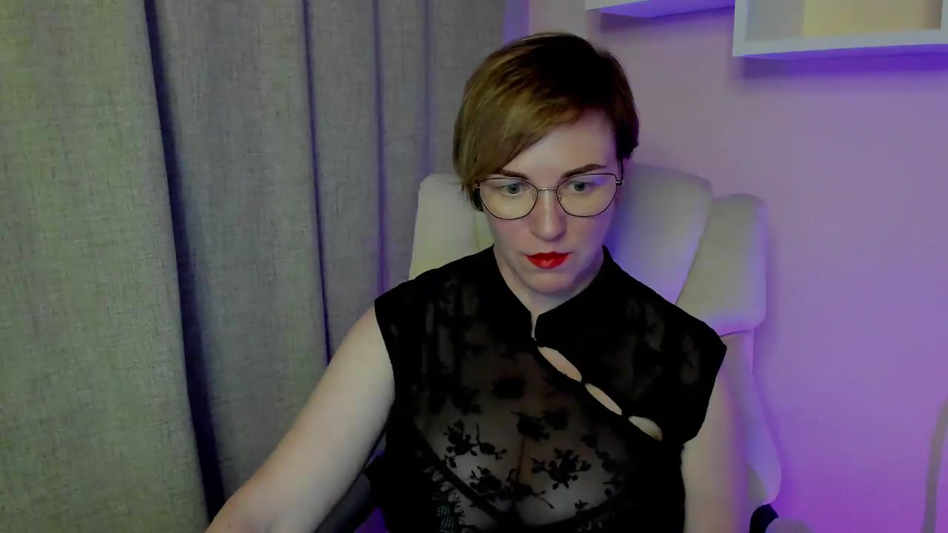 Gallery image thumbnail from EroticFELIZIA's myfreecams stream on, 07/05/2026, 18:48 image 14 of 20