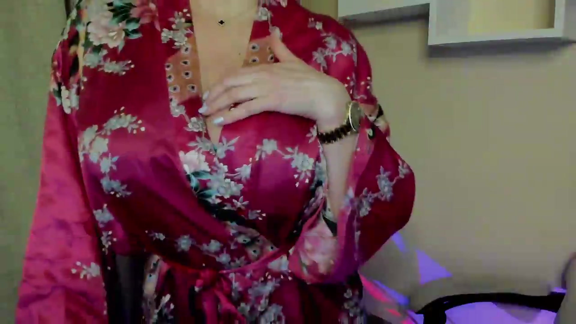 Gallery image thumbnail from EroticFELIZIA's myfreecams stream on, 07/07/2026, 13:44 image 16 of 20