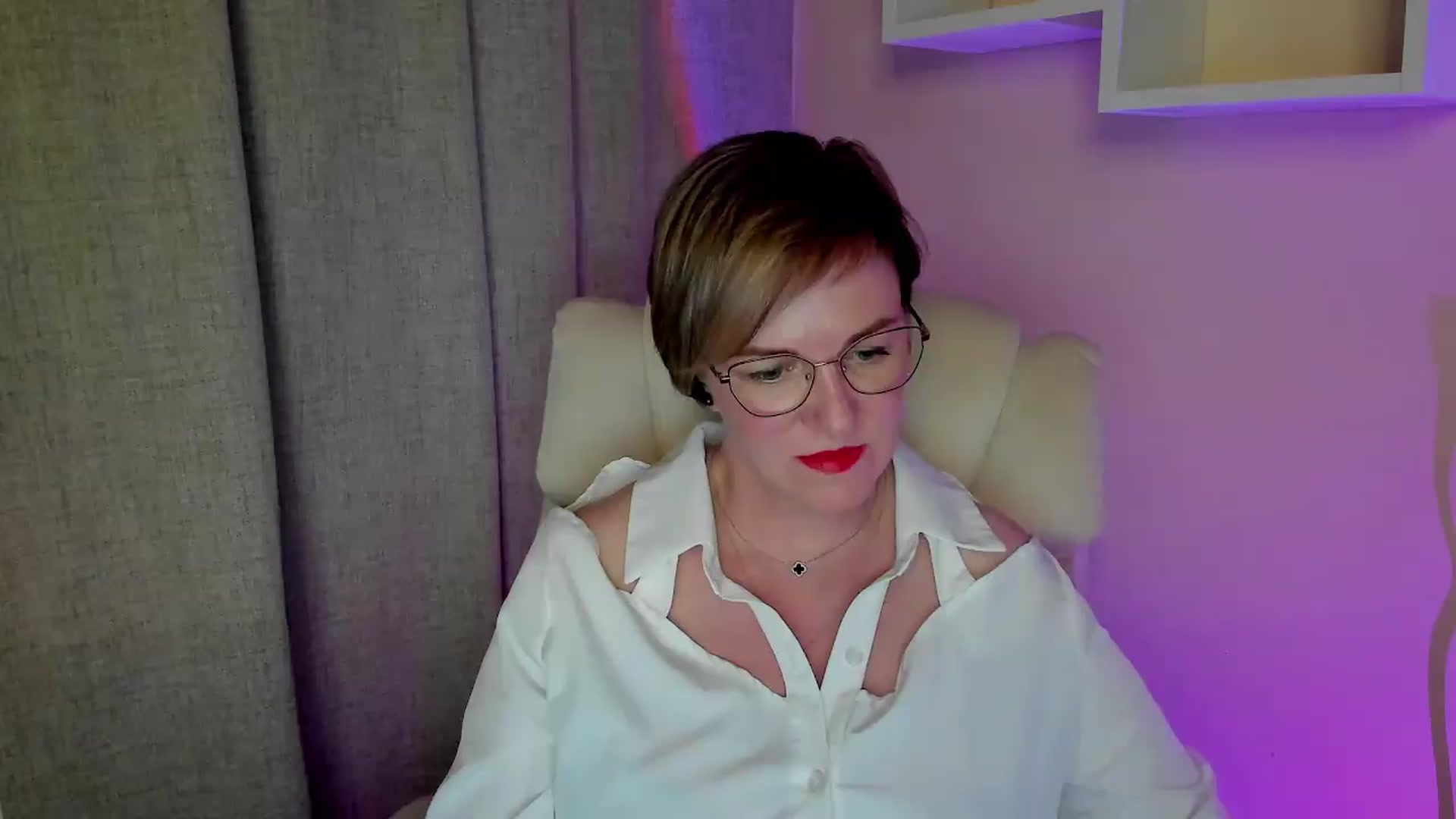 Gallery image thumbnail from EroticFELIZIA's myfreecams stream on, 07/09/2026, 17:22 image 13 of 20