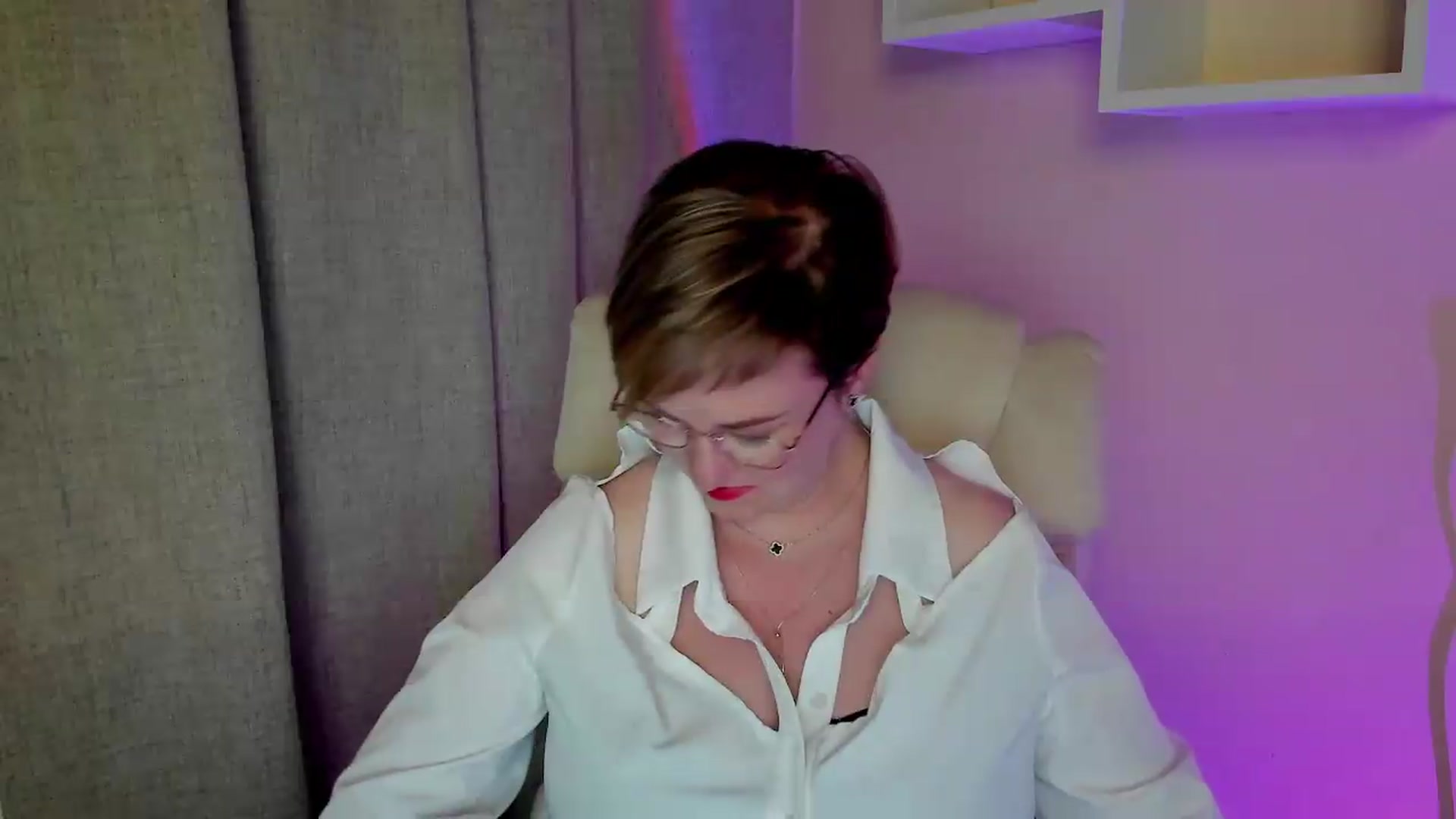 Gallery image thumbnail from EroticFELIZIA's myfreecams stream on, 07/09/2026, 17:22 image 12 of 20