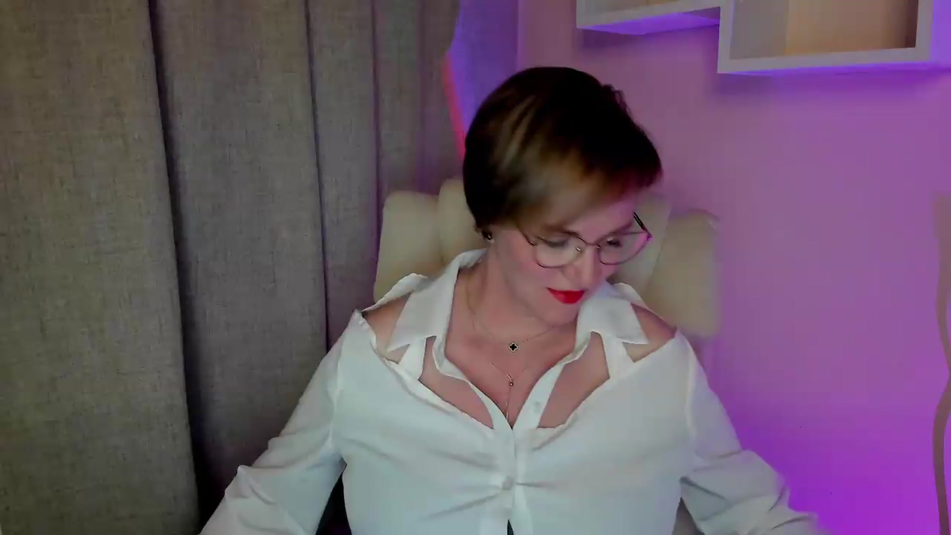 Gallery image thumbnail from EroticFELIZIA's myfreecams stream on, 07/09/2026, 17:22 image 16 of 20