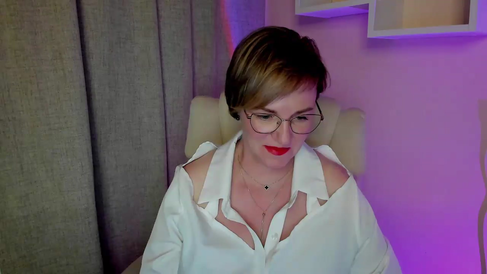 Gallery image thumbnail from EroticFELIZIA's myfreecams stream on, 07/09/2026, 17:22 image 7 of 20