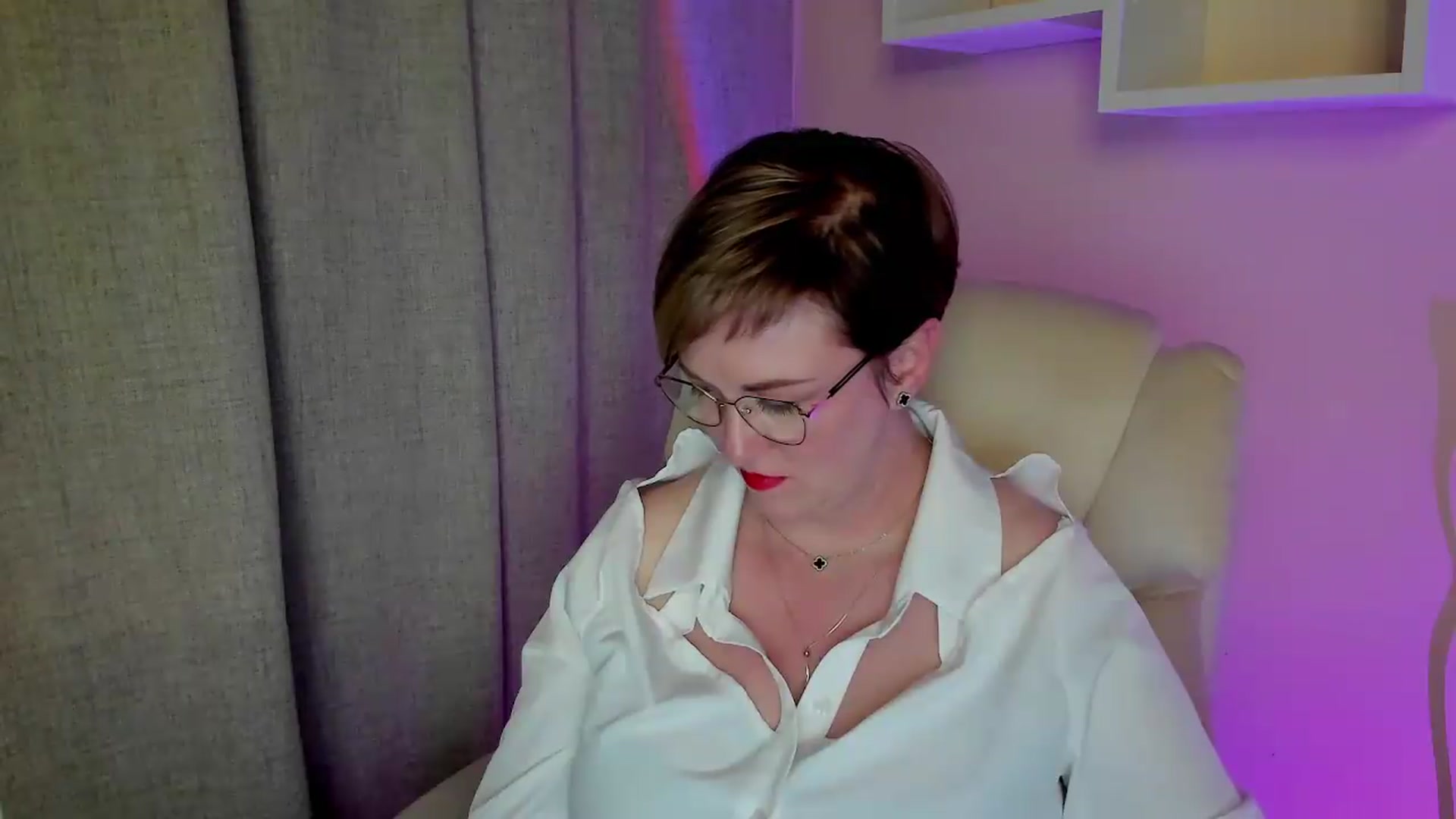 Gallery image thumbnail from EroticFELIZIA's myfreecams stream on, 07/09/2026, 17:22 image 11 of 20
