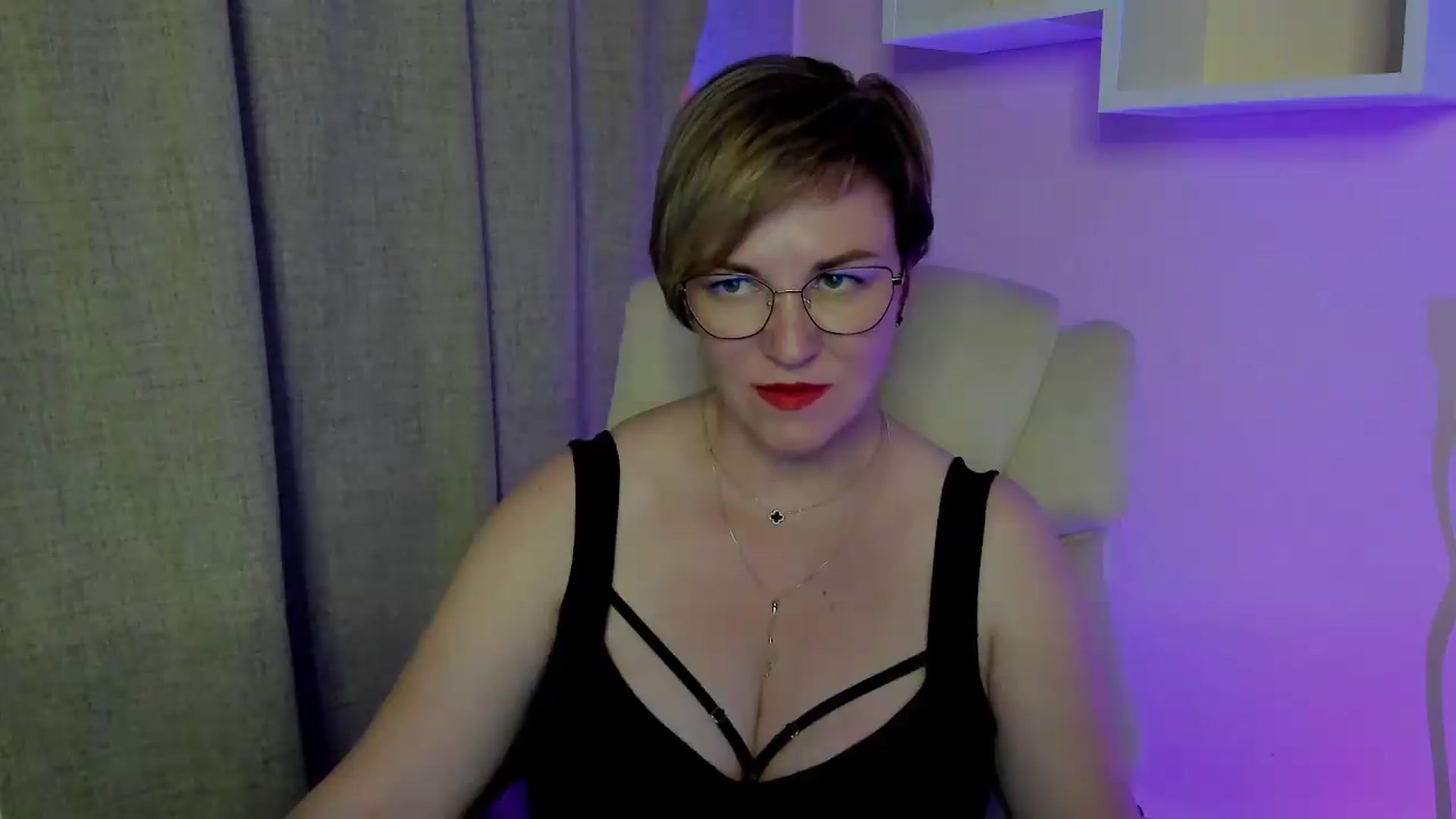 Gallery image thumbnail from EroticFELIZIA's myfreecams stream on, 07/09/2026, 18:24 image 16 of 20