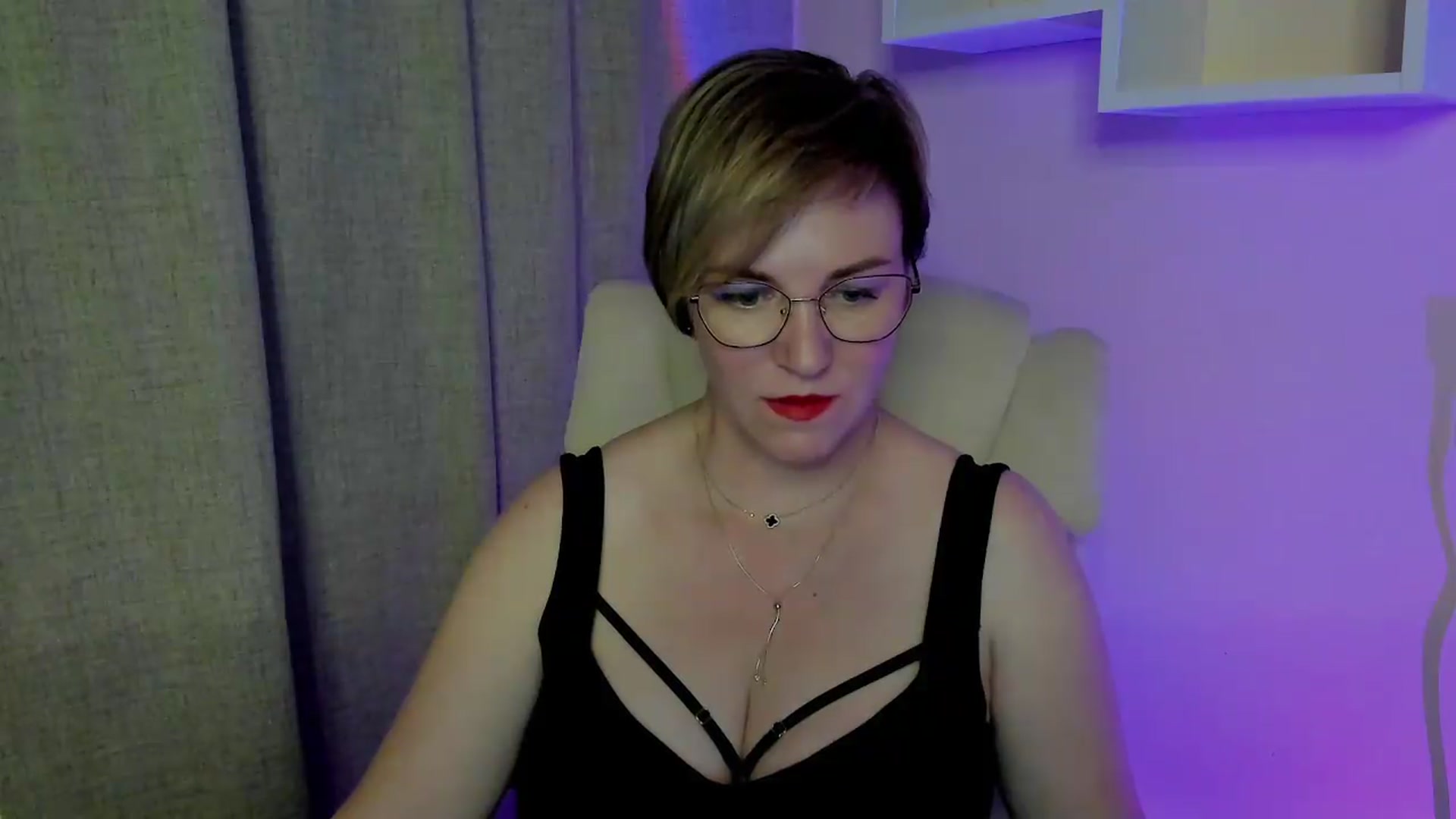 Gallery image thumbnail from EroticFELIZIA's myfreecams stream on, 07/09/2026, 18:24 image 2 of 20