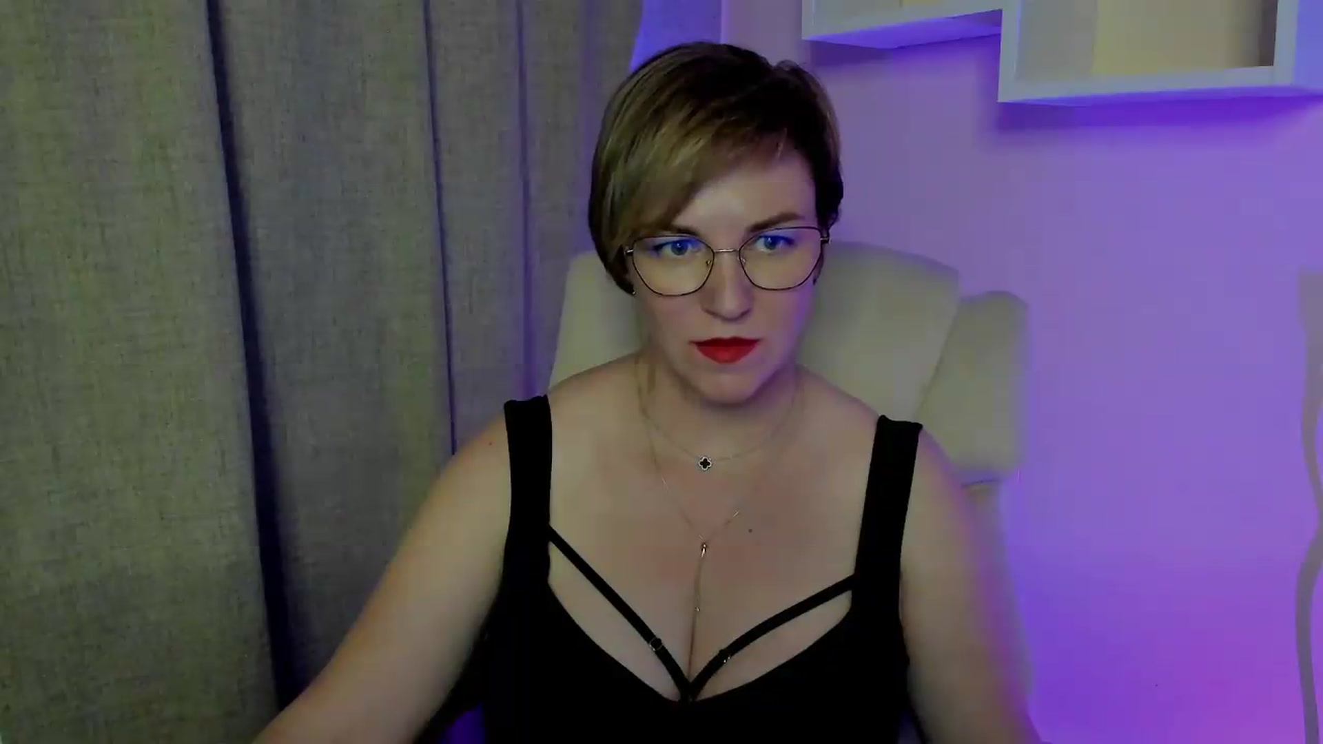 Gallery image thumbnail from EroticFELIZIA's myfreecams stream on, 07/09/2026, 18:24 image 14 of 20