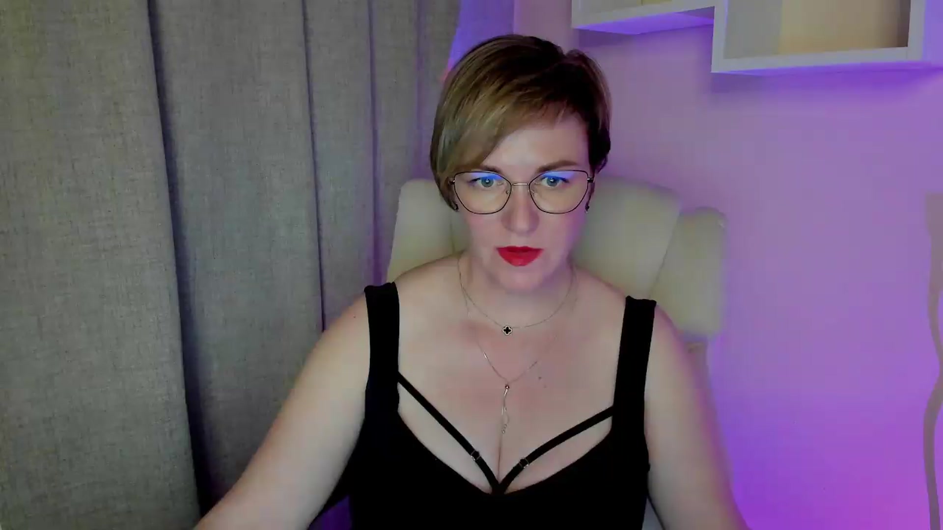 Gallery image thumbnail from EroticFELIZIA's myfreecams stream on, 07/09/2026, 18:24 image 15 of 20