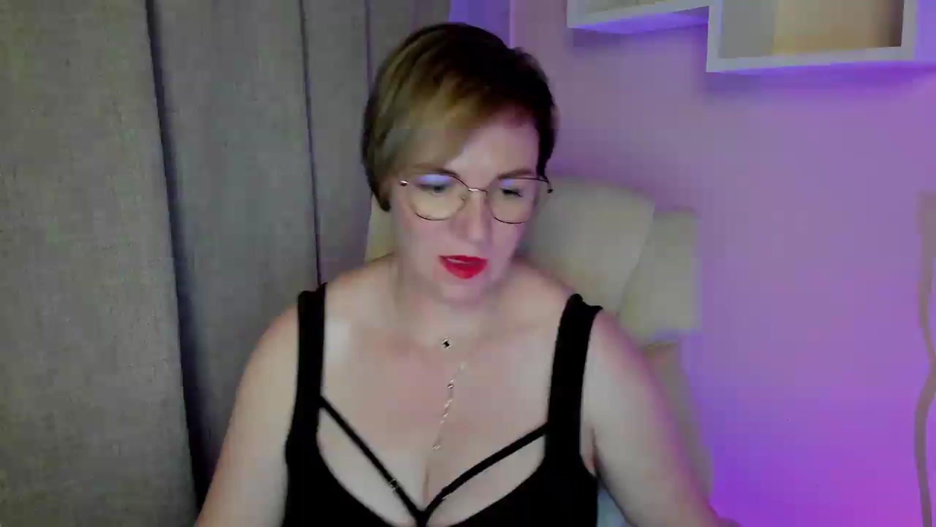 Gallery image thumbnail from EroticFELIZIA's myfreecams stream on, 07/09/2026, 18:24 image 1 of 20