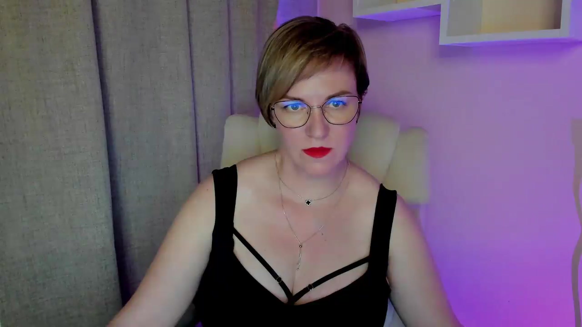 Gallery image thumbnail from EroticFELIZIA's myfreecams stream on, 07/09/2026, 18:47 image 17 of 20