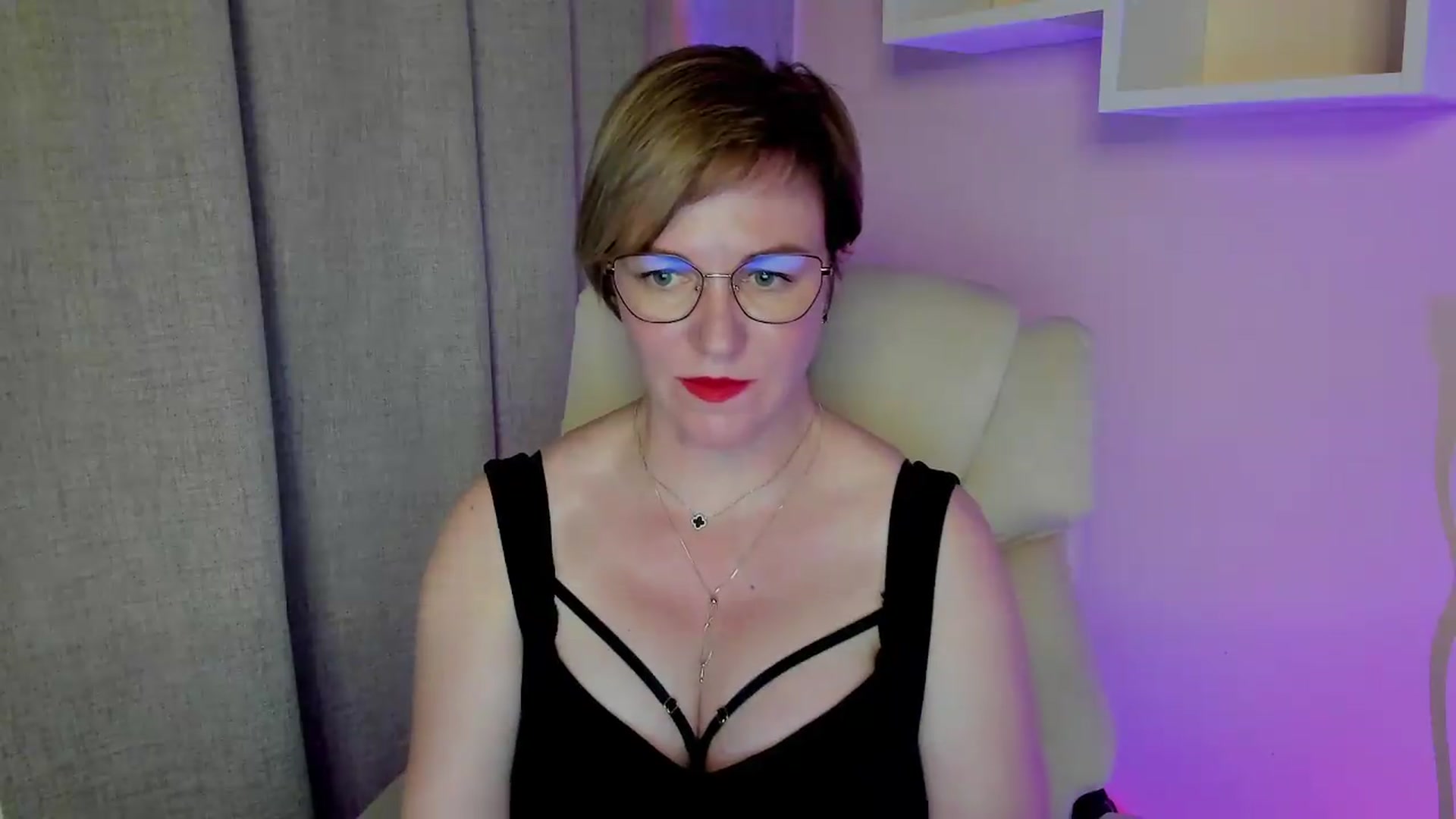 Gallery image thumbnail from EroticFELIZIA's myfreecams stream on, 07/09/2026, 19:25 image 2 of 20