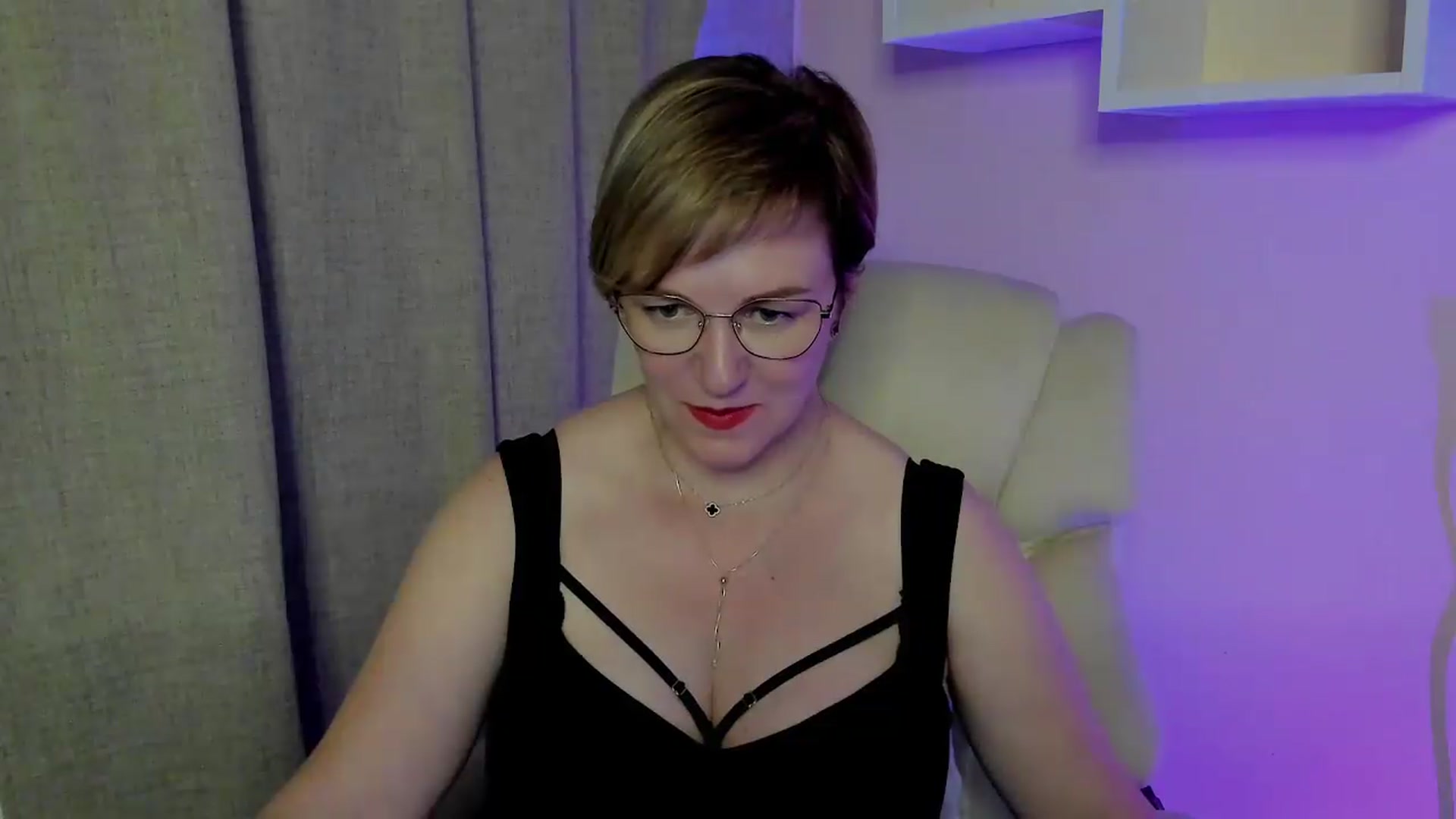 Gallery image thumbnail from EroticFELIZIA's myfreecams stream on, 07/09/2026, 19:25 image 14 of 20