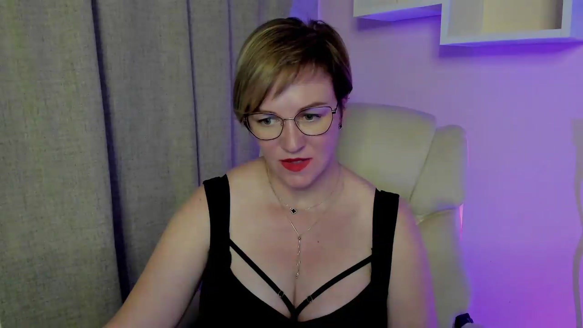 Gallery image thumbnail from EroticFELIZIA's myfreecams stream on, 07/09/2026, 19:25 image 11 of 20