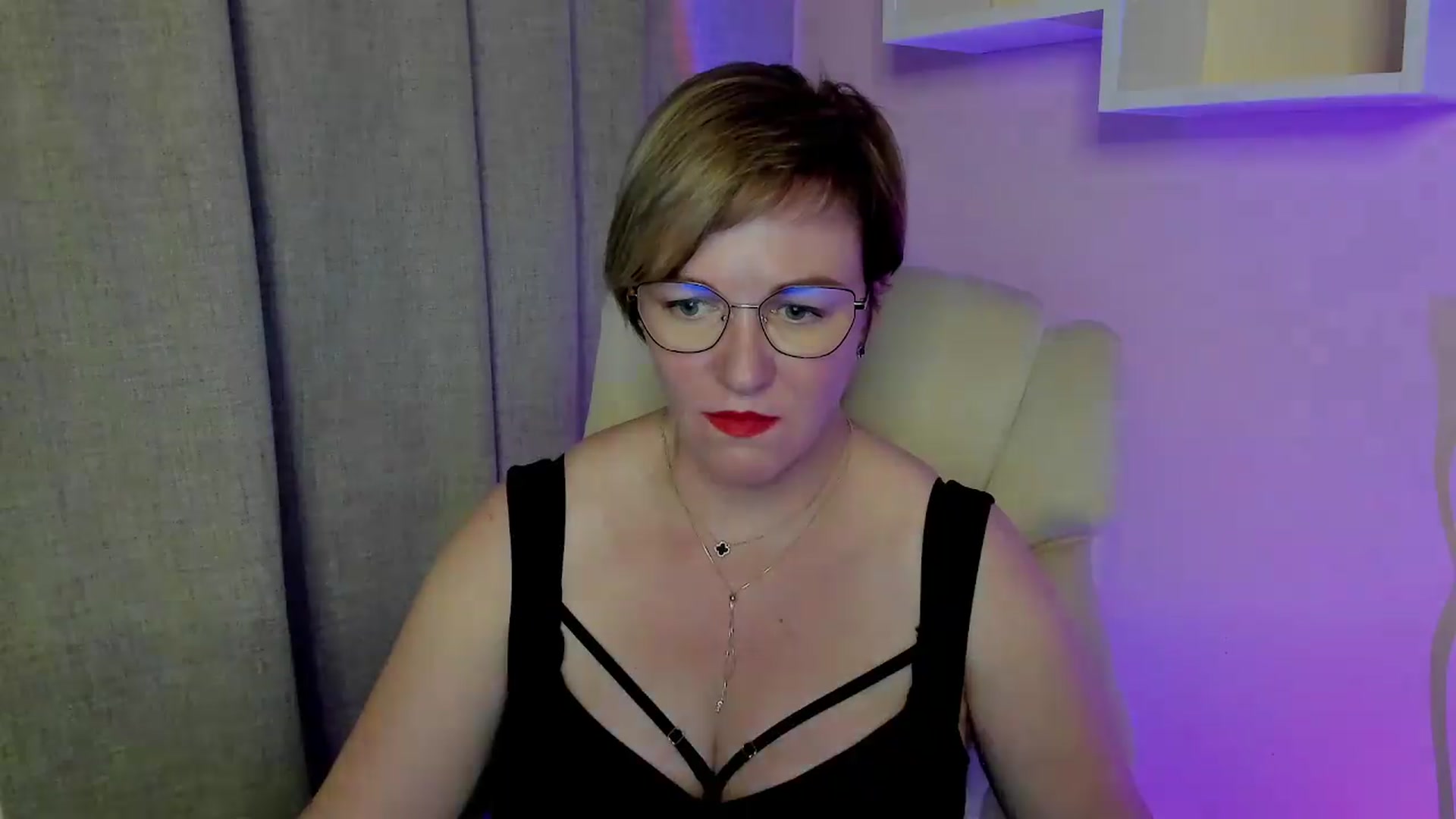 Gallery image thumbnail from EroticFELIZIA's myfreecams stream on, 07/09/2026, 19:25 image 6 of 20