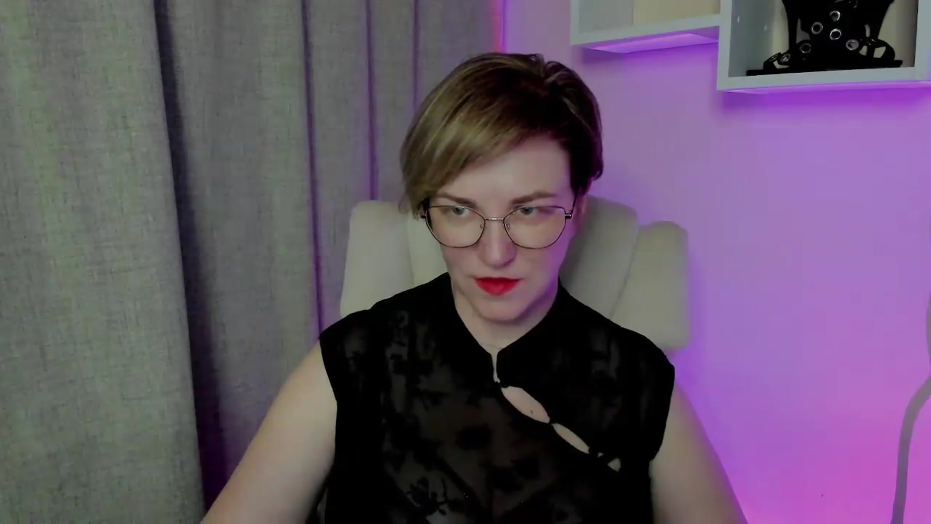 Gallery image thumbnail from EroticFELIZIA's myfreecams stream on, 07/12/2026, 12:32 image 16 of 20