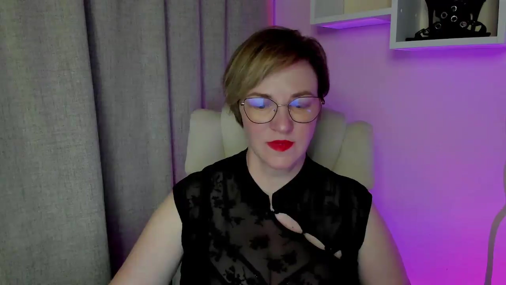 Gallery image thumbnail from EroticFELIZIA's myfreecams stream on, 07/12/2026, 12:32 image 13 of 20