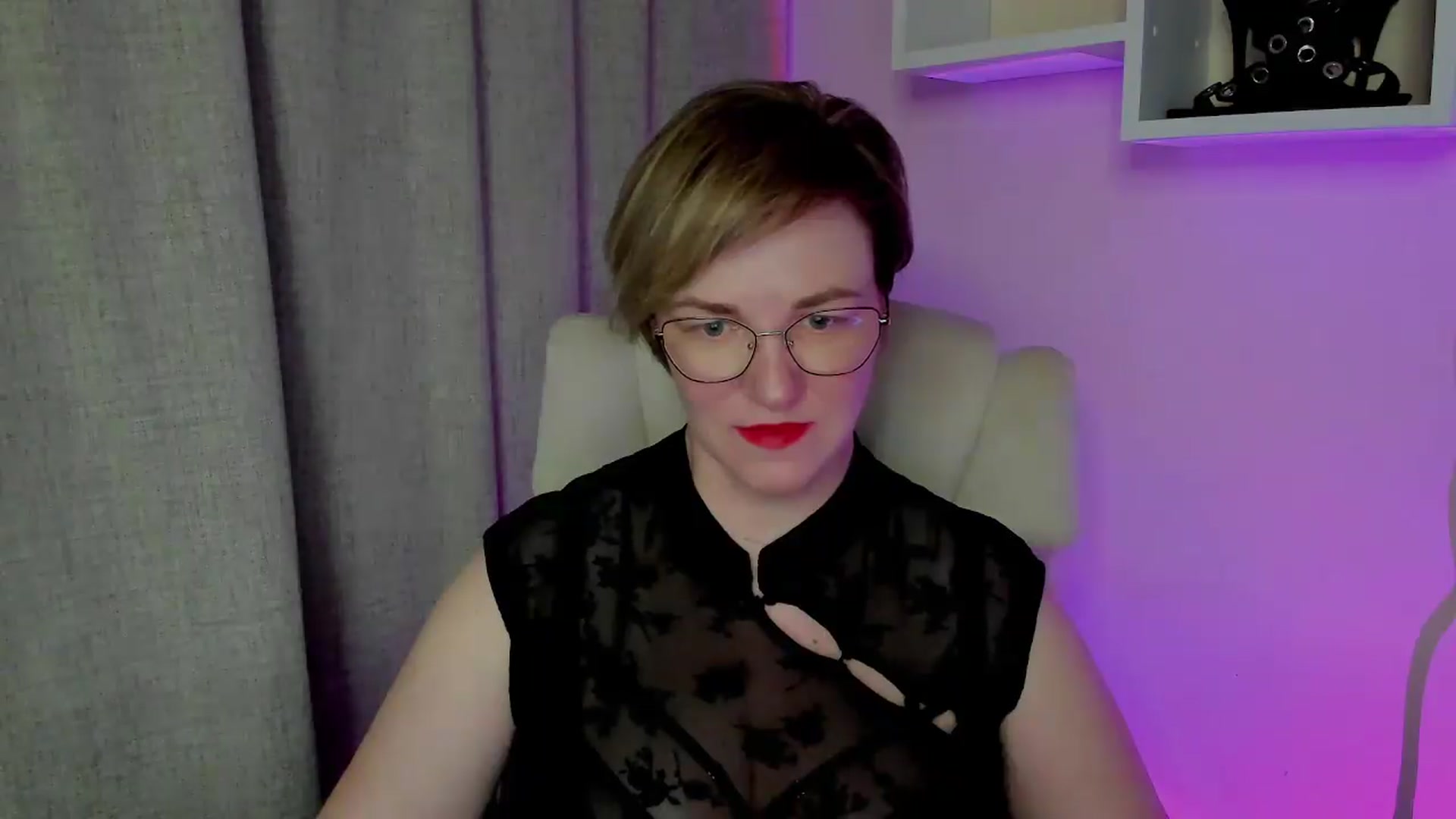 Gallery image thumbnail from EroticFELIZIA's myfreecams stream on, 07/12/2026, 12:32 image 10 of 20