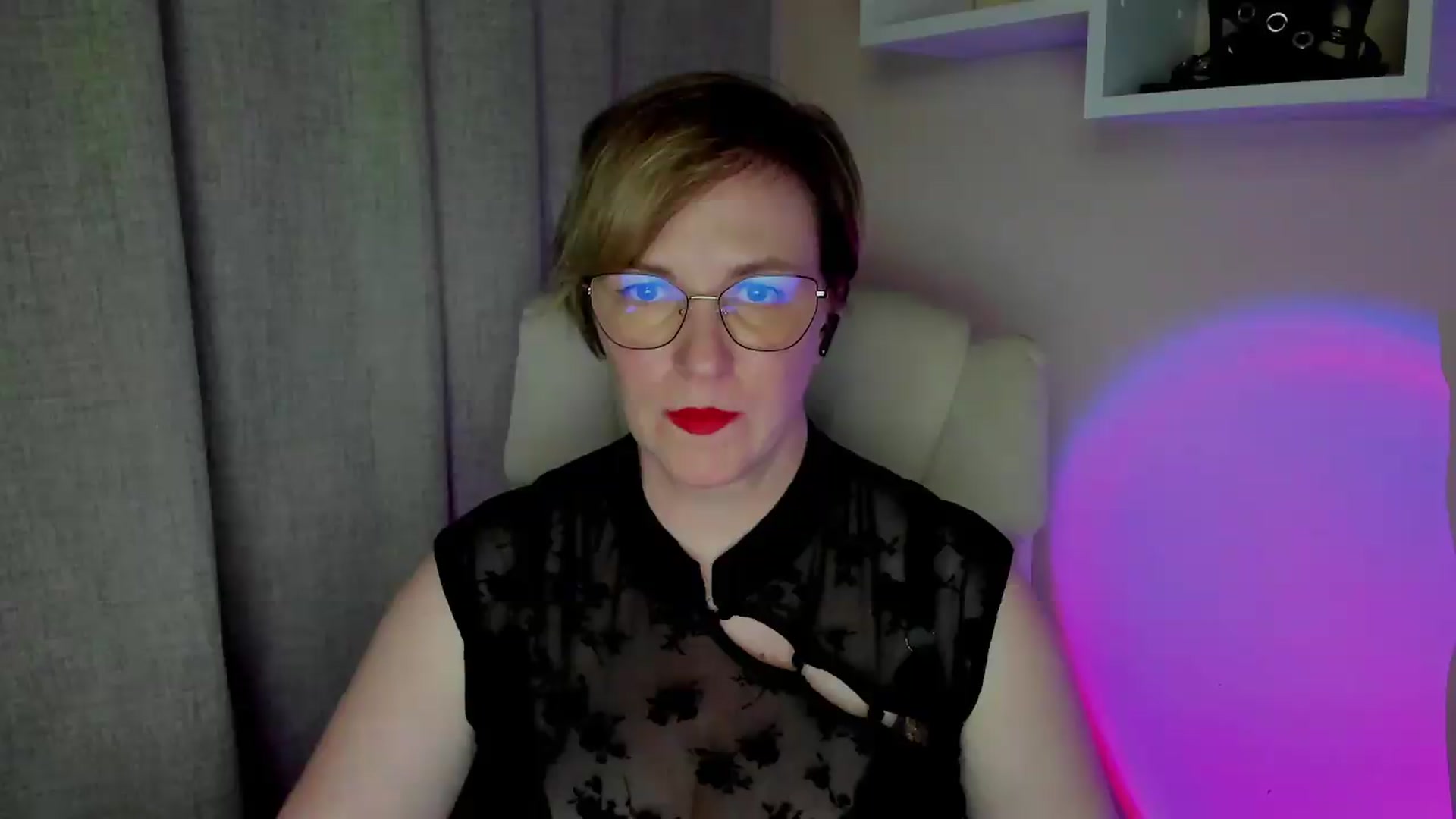 Gallery image thumbnail from EroticFELIZIA's myfreecams stream on, 07/18/2026, 12:43 image 1 of 20