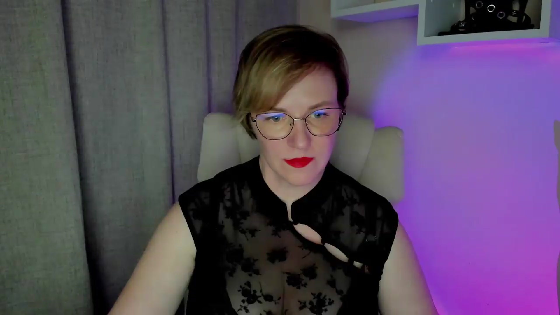 Gallery image thumbnail from EroticFELIZIA's myfreecams stream on, 07/18/2026, 12:43 image 10 of 20