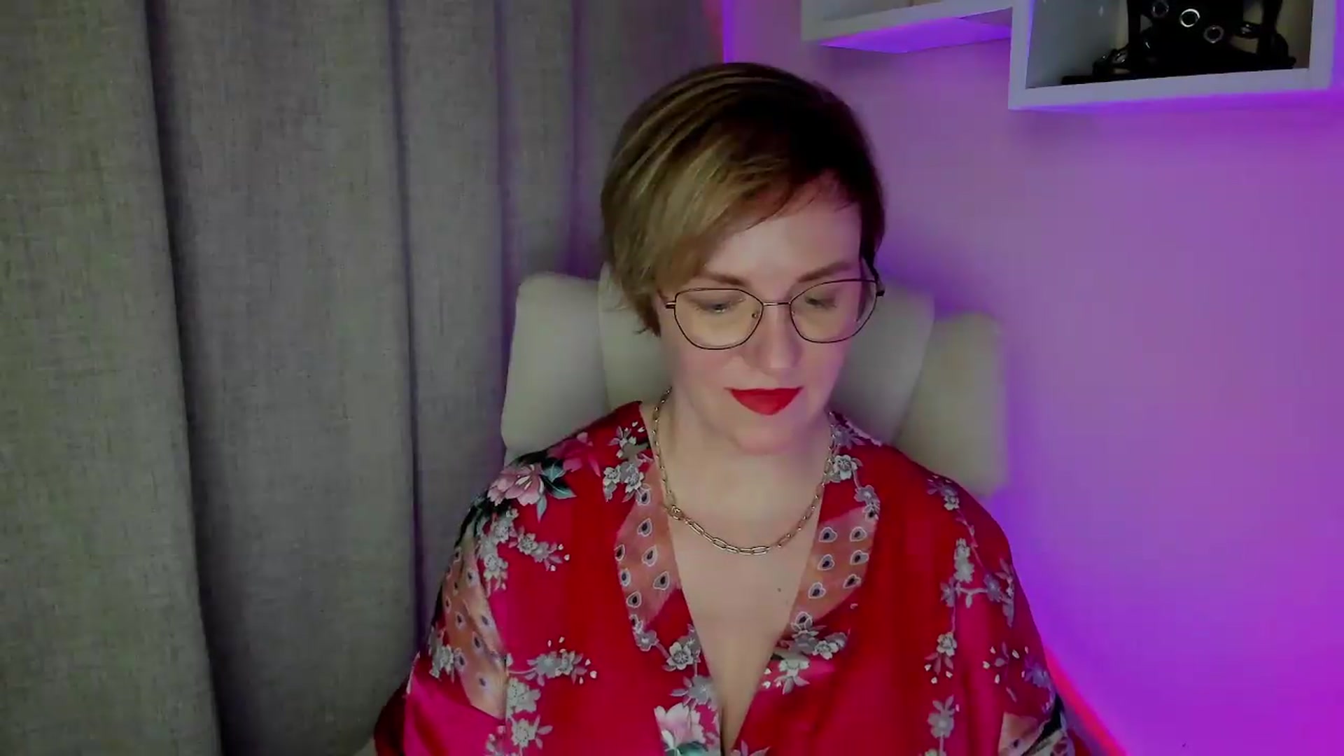 Gallery image thumbnail from EroticFELIZIA's myfreecams stream on, 07/19/2026, 07:50 image 8 of 20