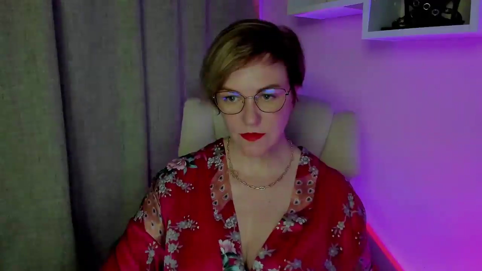 Gallery image thumbnail from EroticFELIZIA's myfreecams stream on, 07/19/2026, 07:50 image 2 of 20