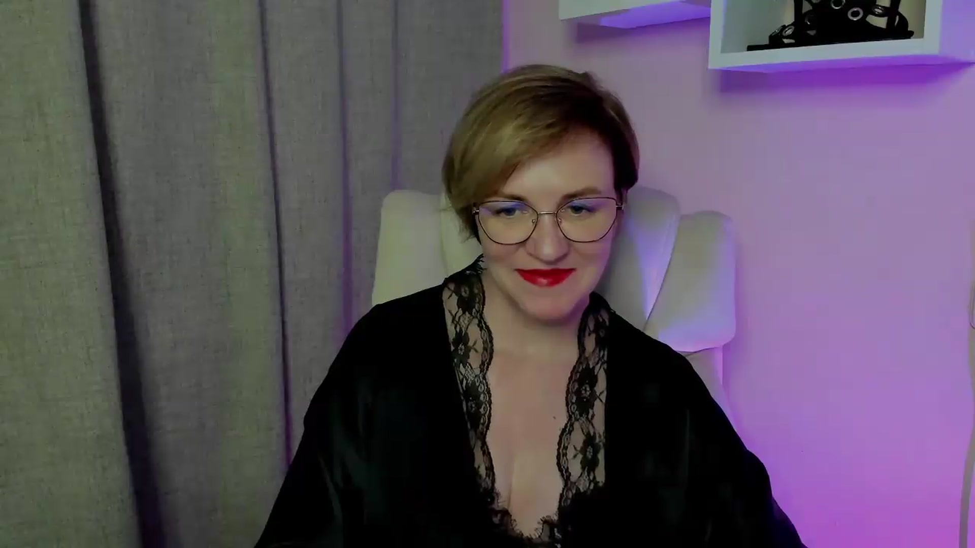 Gallery image thumbnail from EroticFELIZIA's myfreecams stream on, 07/19/2026, 17:46 image 8 of 20