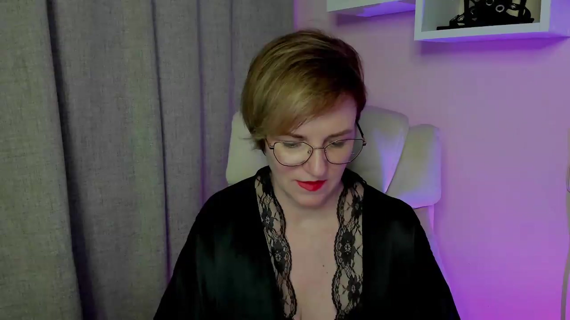 Gallery image thumbnail from EroticFELIZIA's myfreecams stream on, 07/19/2026, 17:46 image 12 of 20