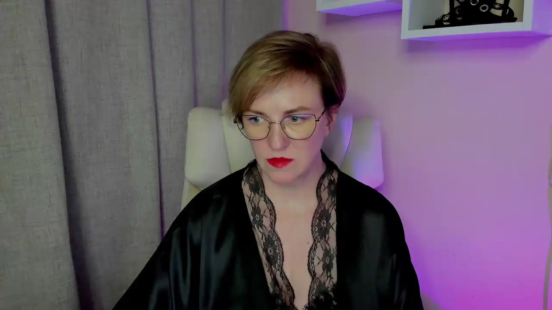 Gallery image thumbnail from EroticFELIZIA's myfreecams stream on, 07/19/2026, 17:46 image 3 of 20