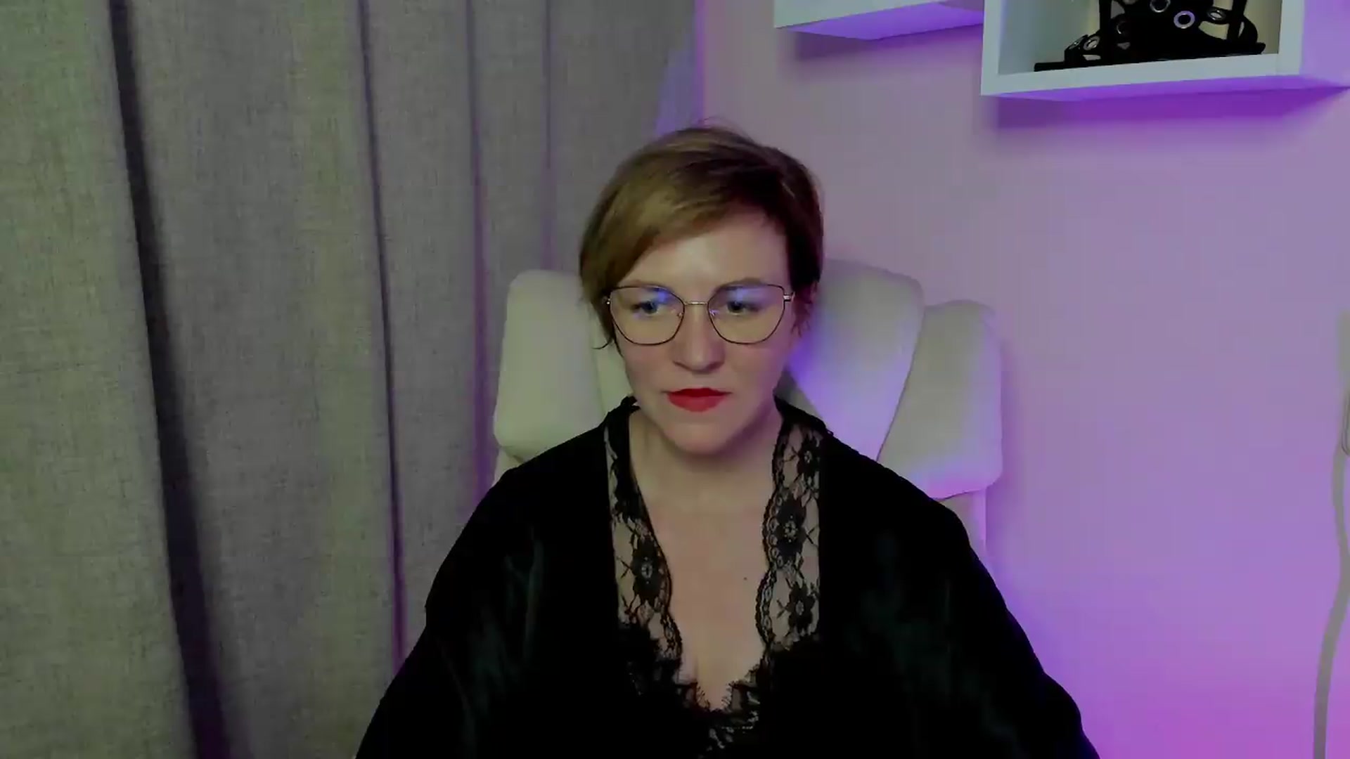 Gallery image thumbnail from EroticFELIZIA's myfreecams stream on, 07/19/2026, 19:01 image 7 of 20