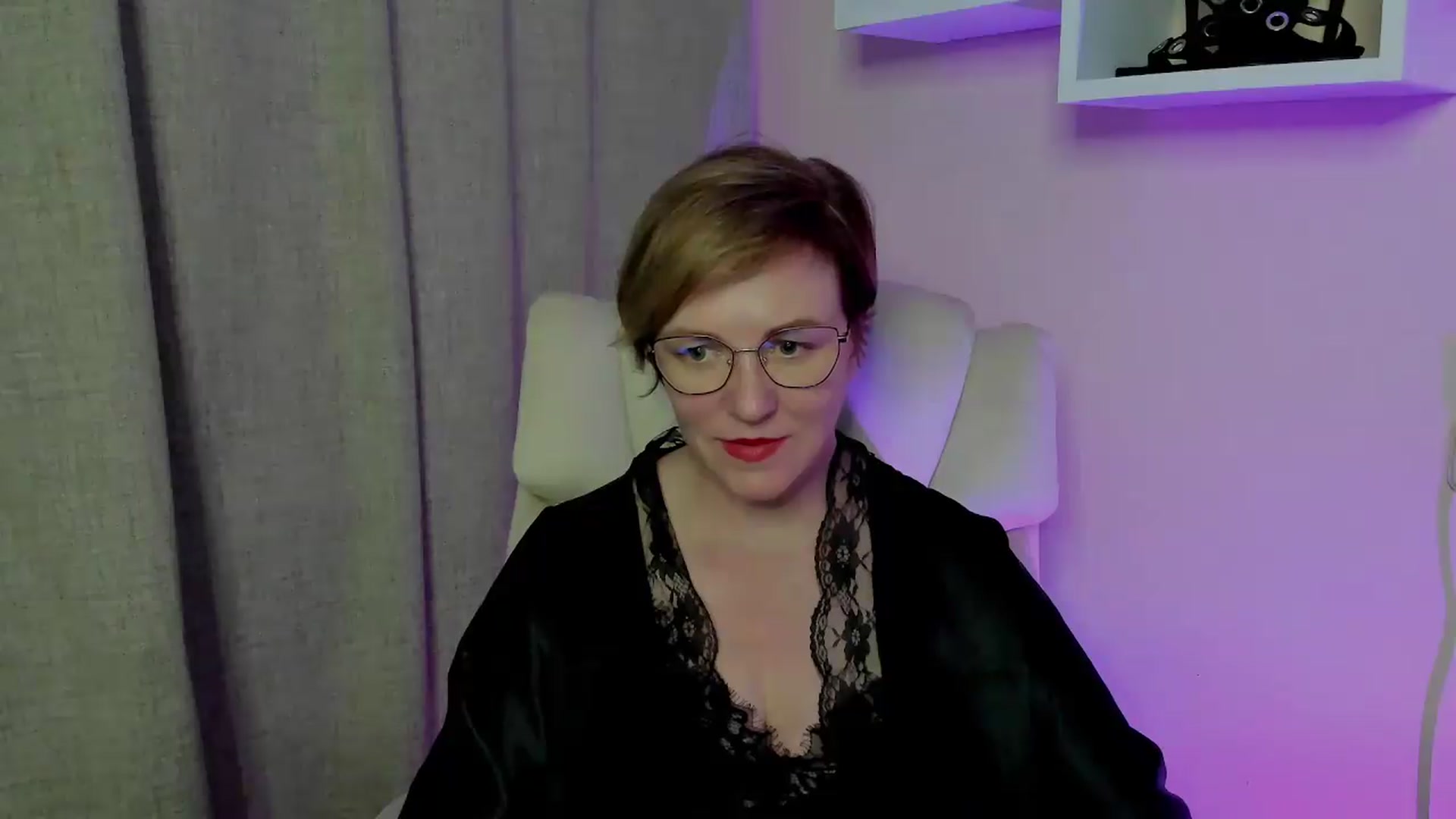 Gallery image thumbnail from EroticFELIZIA's myfreecams stream on, 07/19/2026, 19:01 image 9 of 20