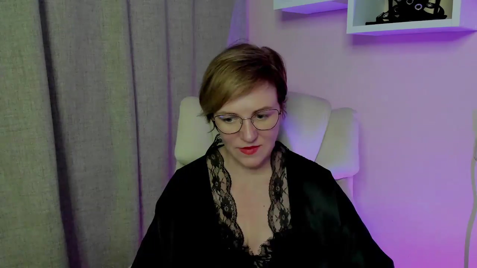 Gallery image thumbnail from EroticFELIZIA's myfreecams stream on, 07/19/2026, 19:01 image 13 of 20