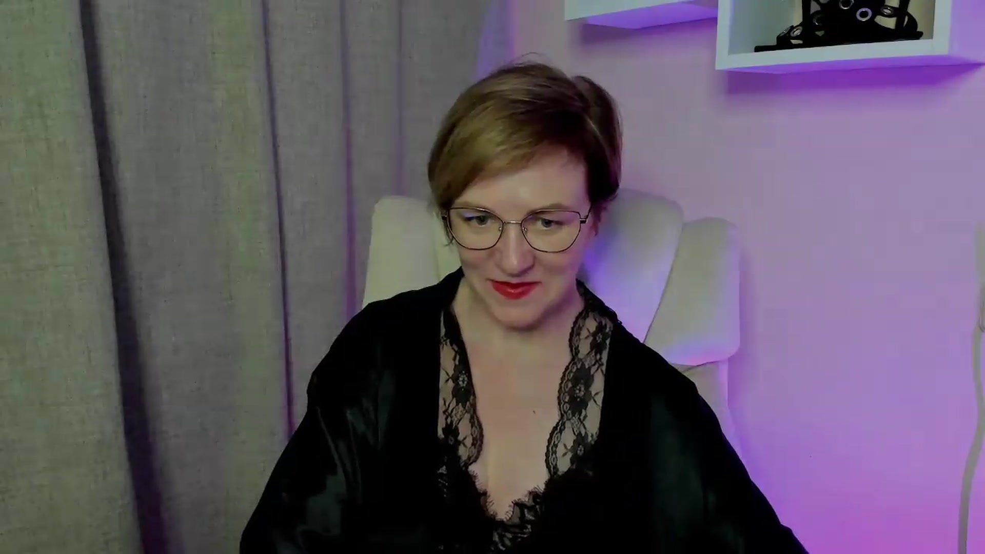 Gallery image thumbnail from EroticFELIZIA's myfreecams stream on, 07/19/2026, 19:01 image 2 of 20
