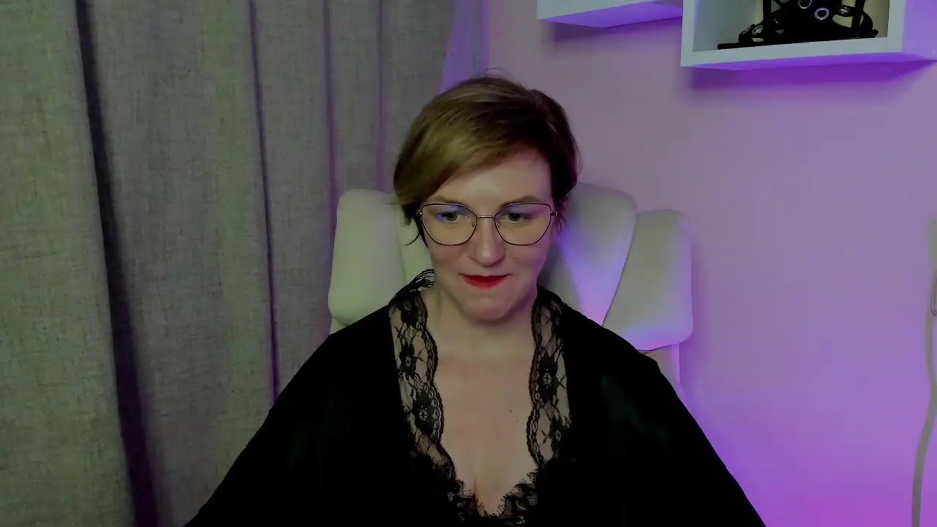 Gallery image thumbnail from EroticFELIZIA's myfreecams stream on, 07/19/2026, 19:01 image 18 of 20