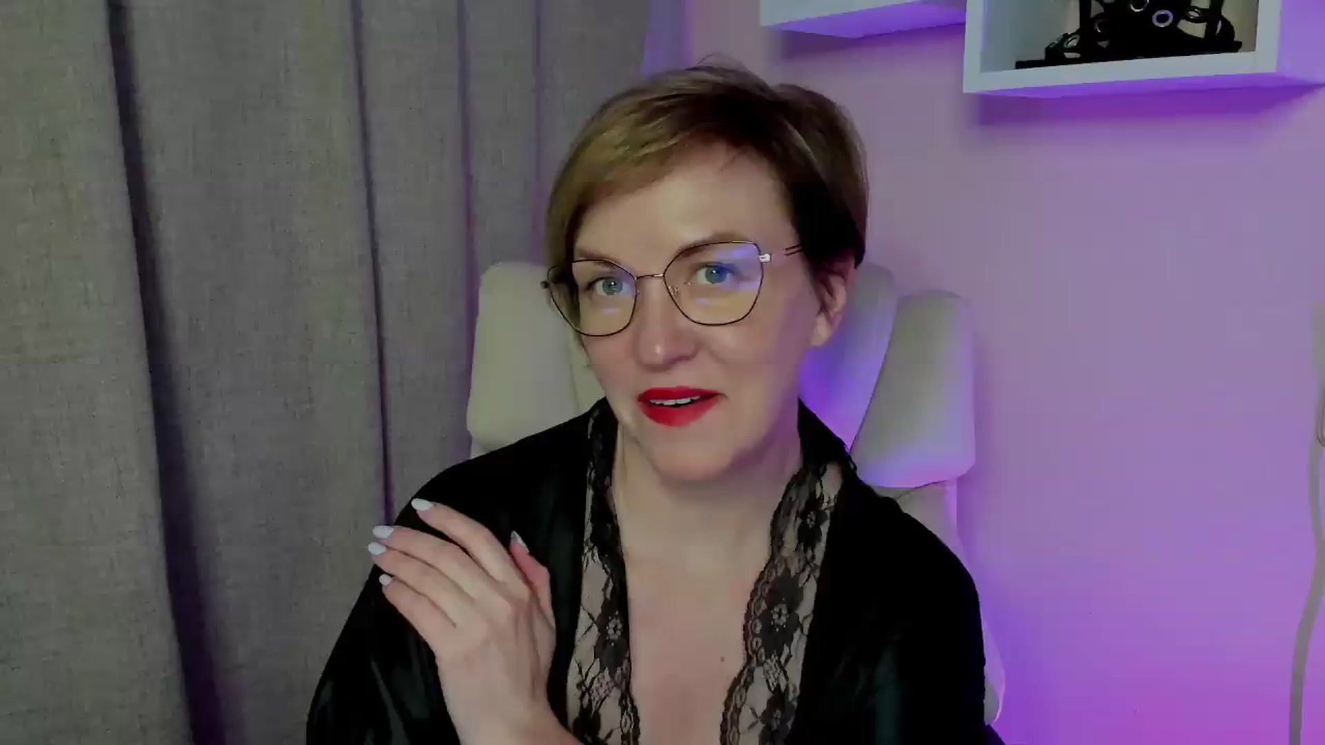 Gallery image thumbnail from EroticFELIZIA's myfreecams stream on, 07/19/2026, 19:01 image 1 of 20