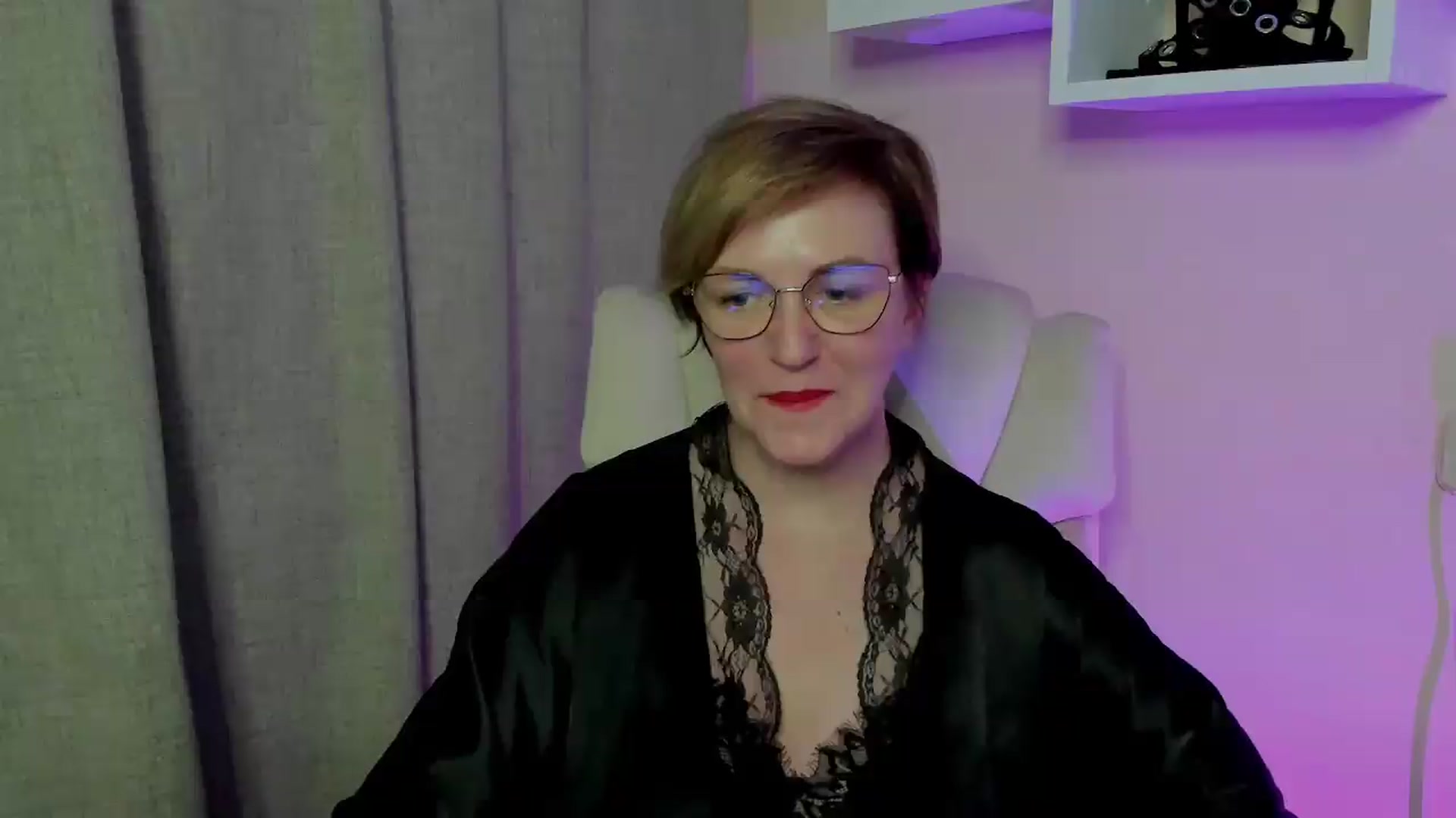 Gallery image thumbnail from EroticFELIZIA's myfreecams stream on, 07/19/2026, 20:03 image 1 of 20