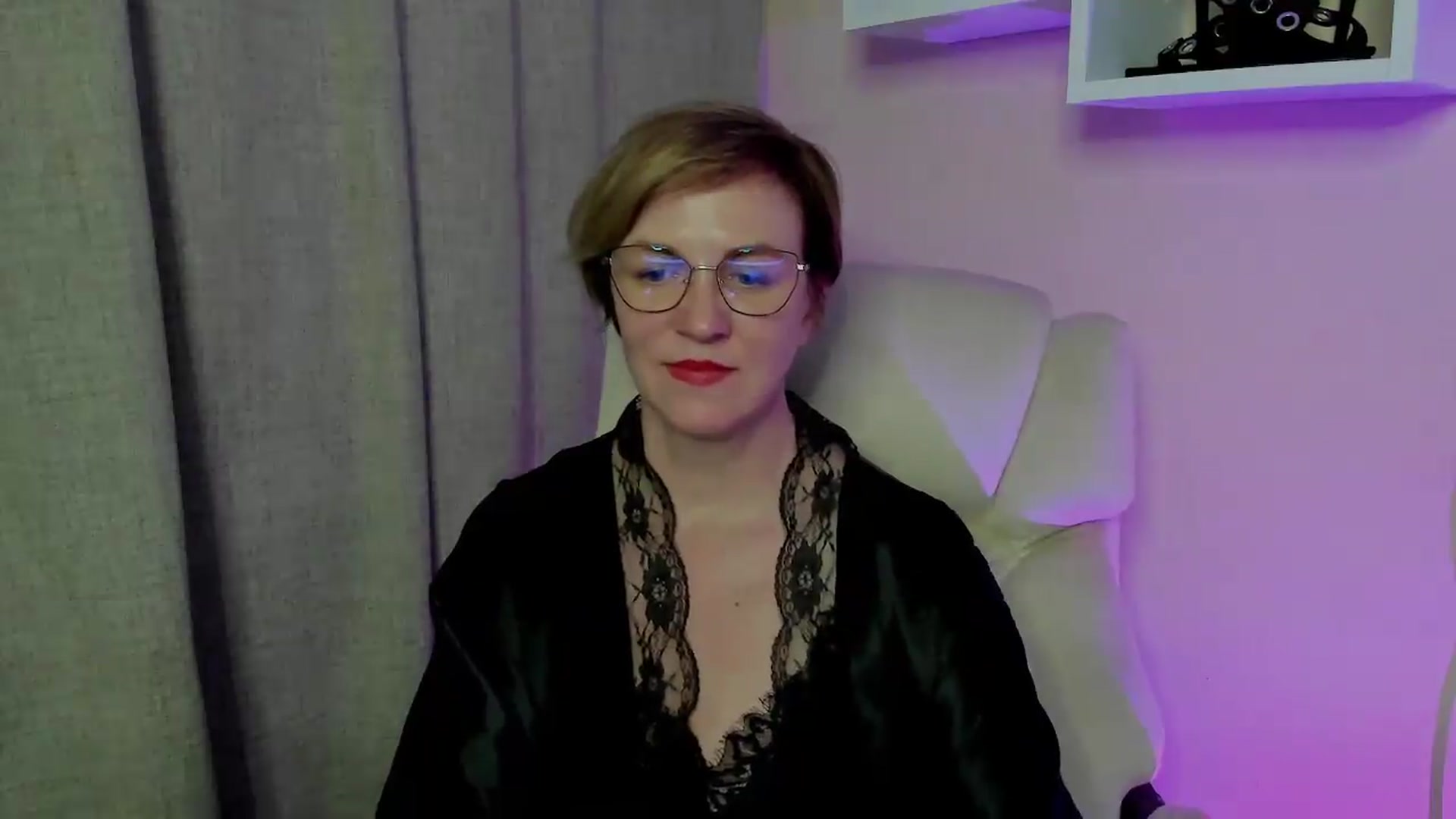 Gallery image thumbnail from EroticFELIZIA's myfreecams stream on, 07/19/2026, 20:03 image 2 of 20