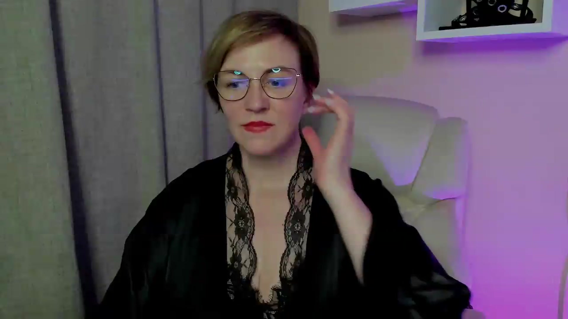 Gallery image thumbnail from EroticFELIZIA's myfreecams stream on, 07/19/2026, 20:03 image 6 of 20