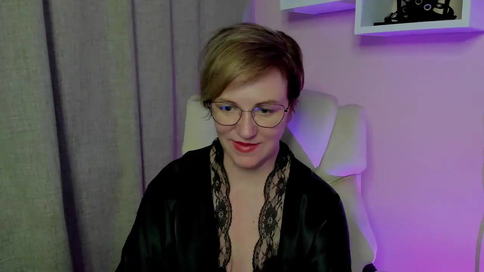 Gallery image thumbnail from EroticFELIZIA's myfreecams stream on, 07/19/2026, 20:03 image 20 of 20