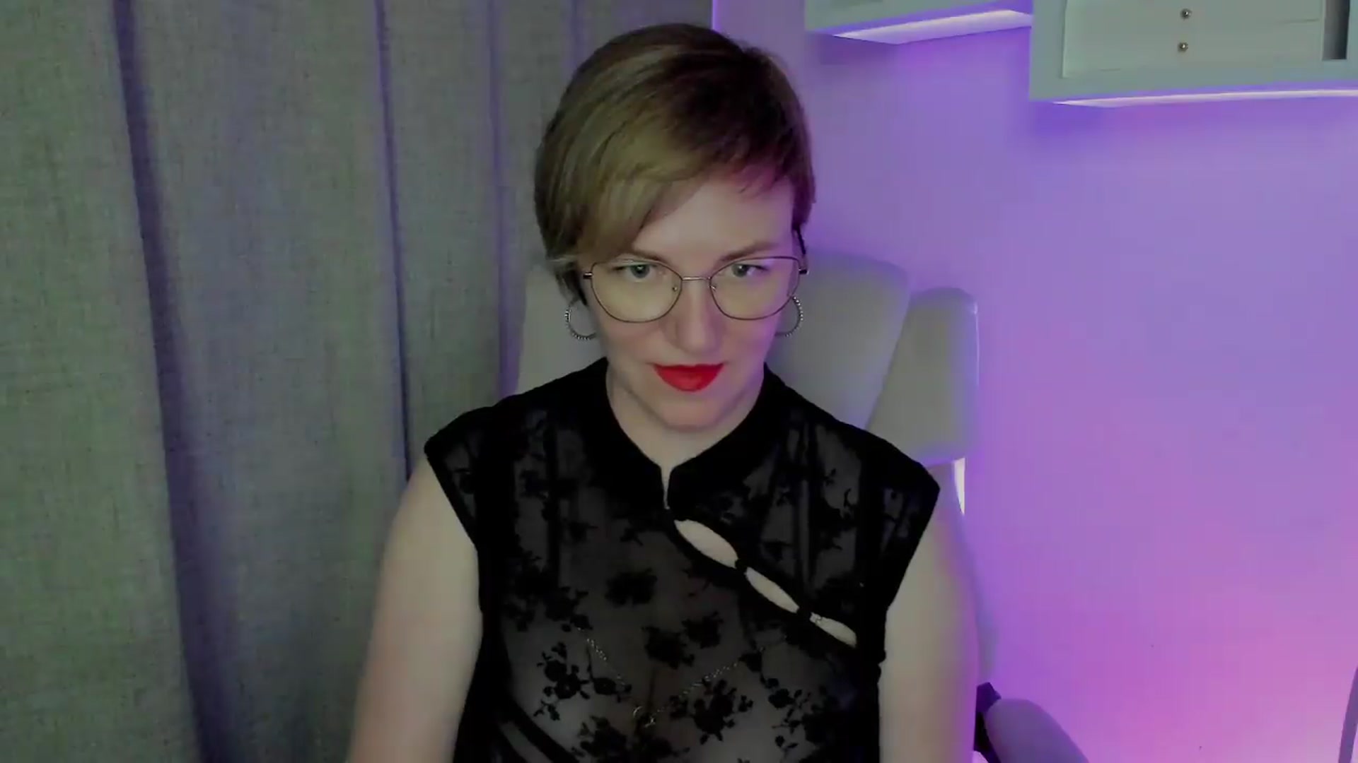 Gallery image thumbnail from EroticFELIZIA's myfreecams stream on, 07/29/2026, 17:58 image 12 of 20
