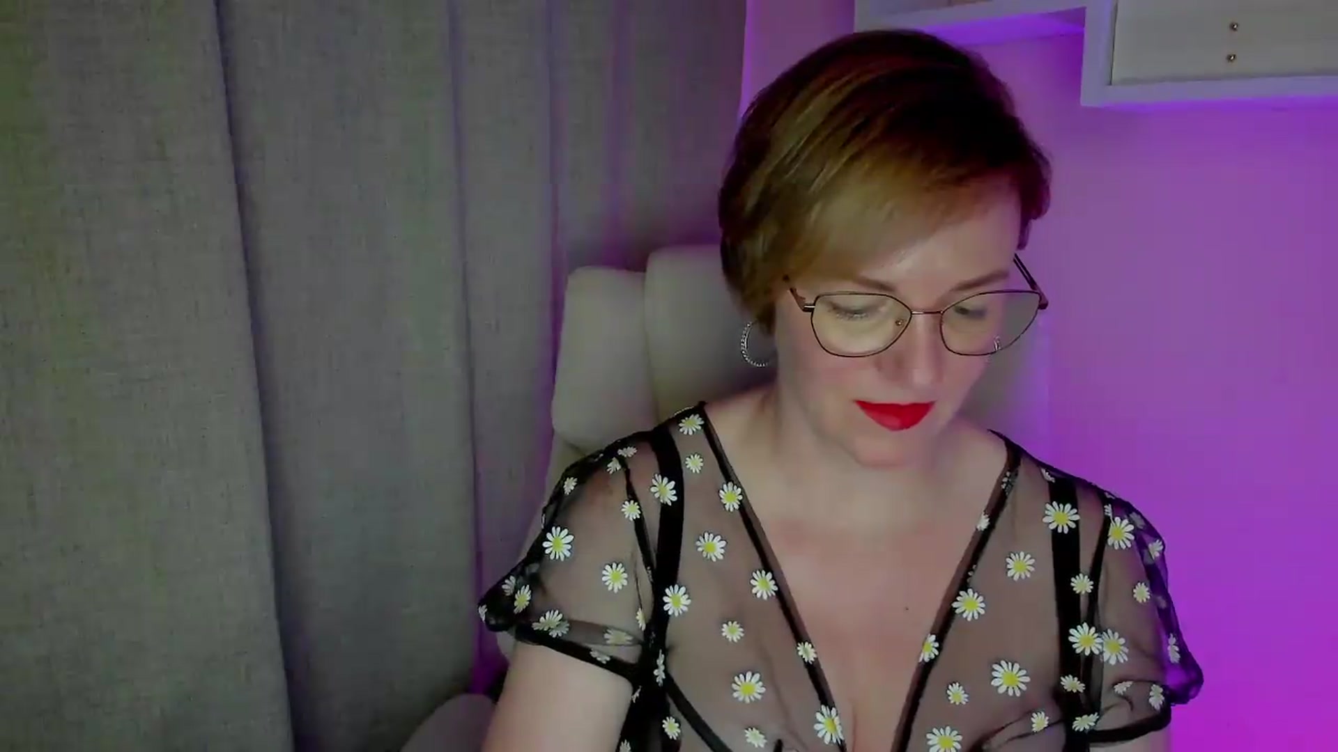 Gallery image thumbnail from EroticFELIZIA's myfreecams stream on, 07/30/2026, 12:52 image 16 of 20