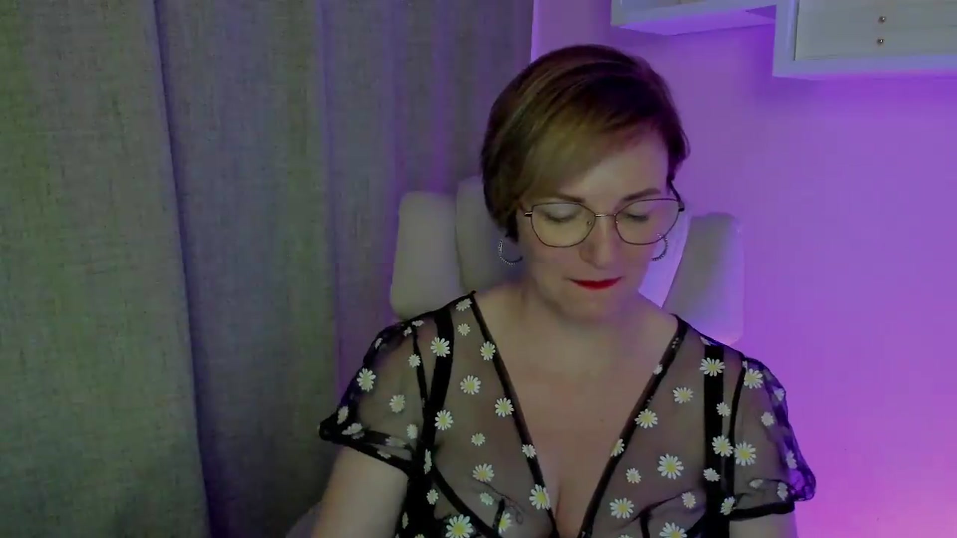 Gallery image thumbnail from EroticFELIZIA's myfreecams stream on, 07/30/2026, 12:52 image 13 of 20