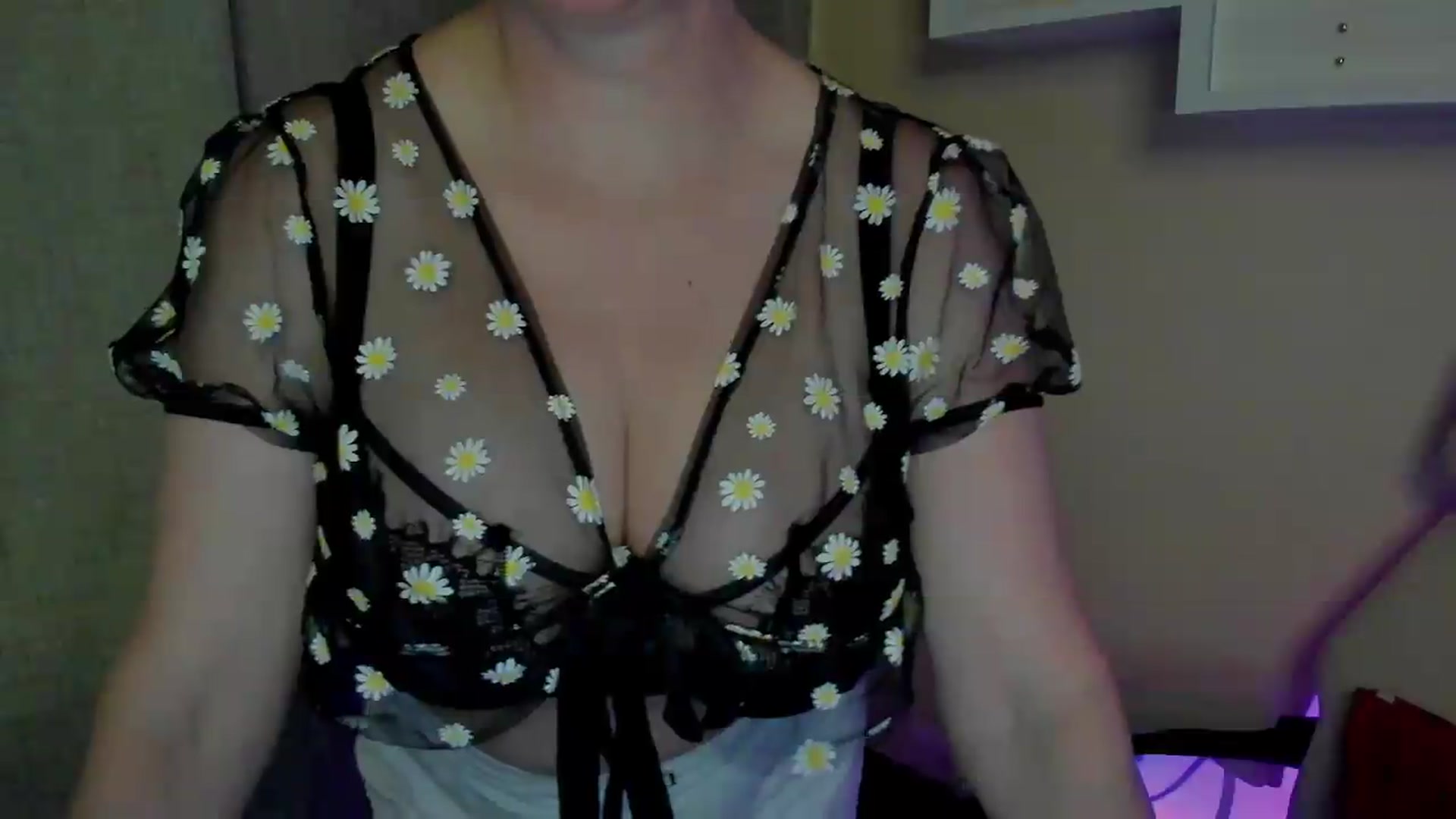 Gallery image thumbnail from EroticFELIZIA's myfreecams stream on, 07/30/2026, 13:14 image 18 of 20