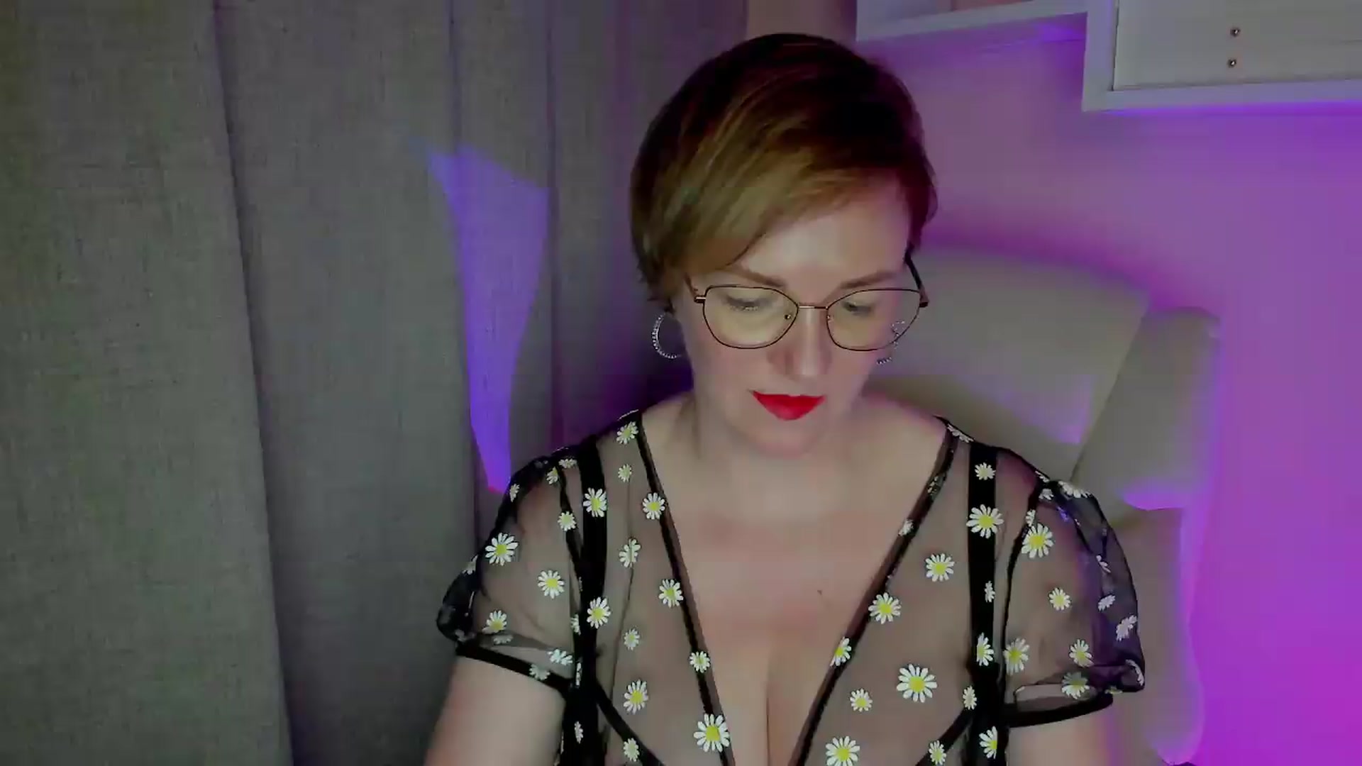 Gallery image thumbnail from EroticFELIZIA's myfreecams stream on, 07/30/2026, 15:19 image 13 of 20
