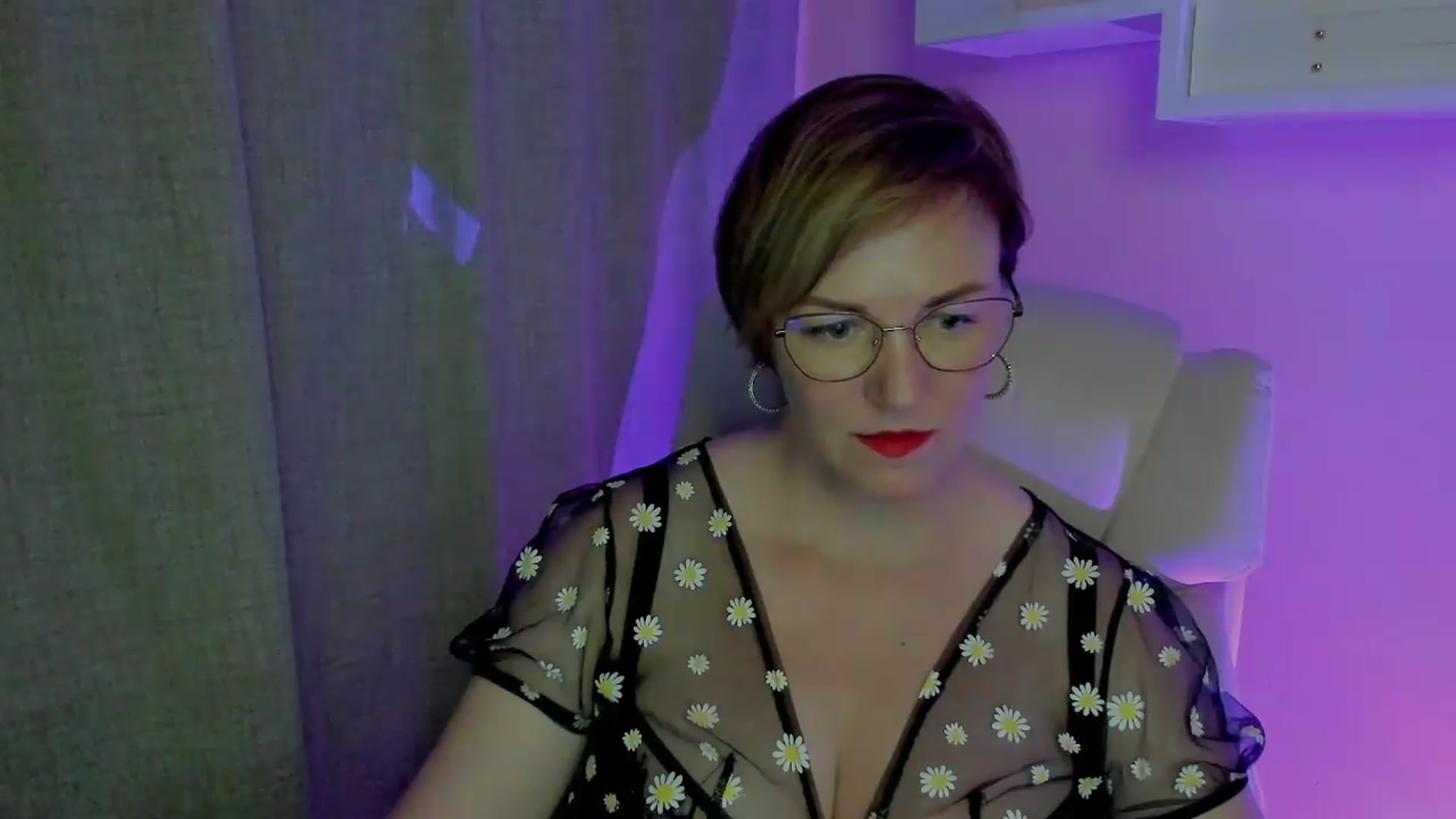 Gallery image thumbnail from EroticFELIZIA's myfreecams stream on, 07/30/2026, 15:19 image 18 of 20