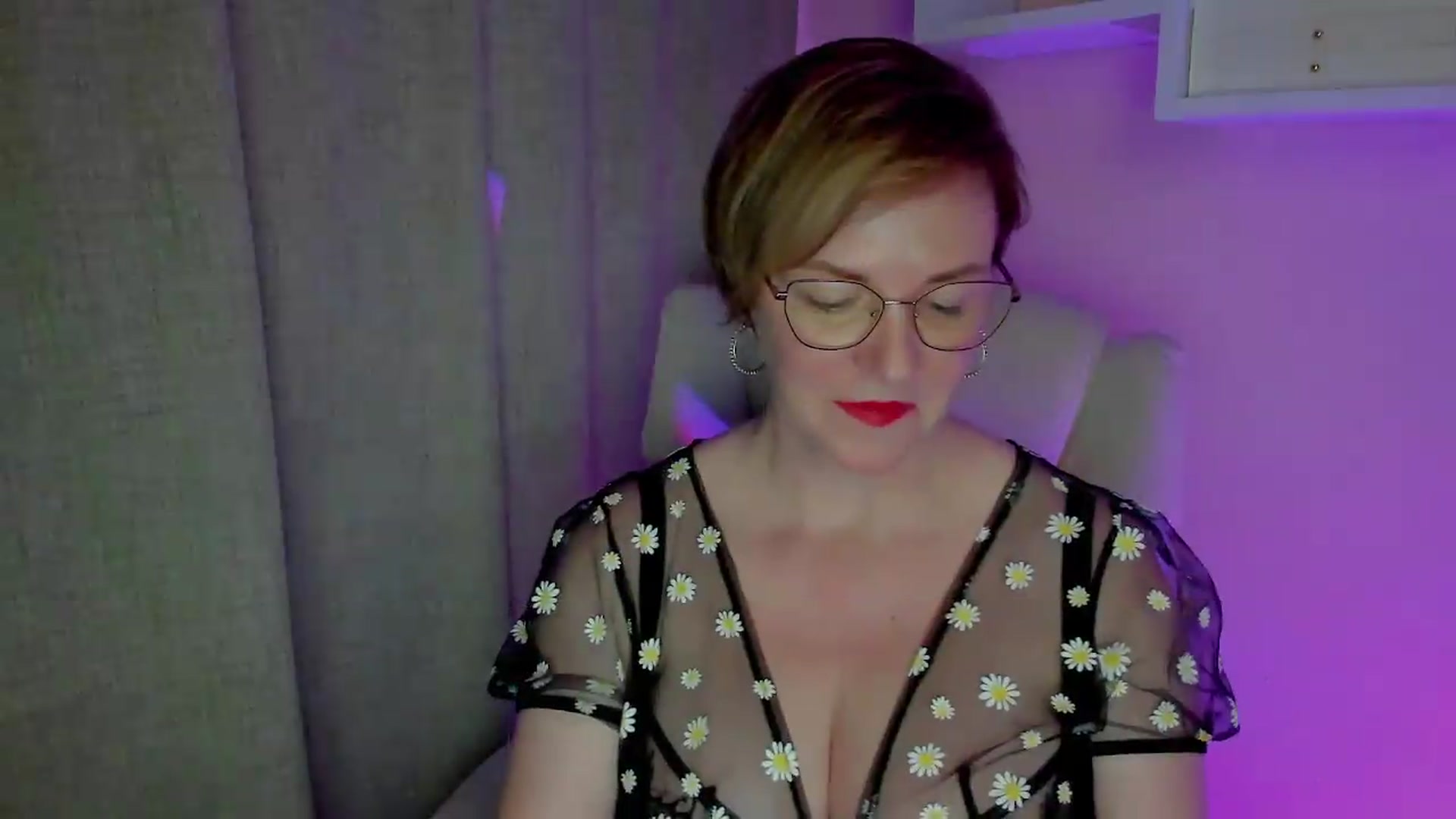 Gallery image thumbnail from EroticFELIZIA's myfreecams stream on, 07/30/2026, 15:48 image 19 of 20
