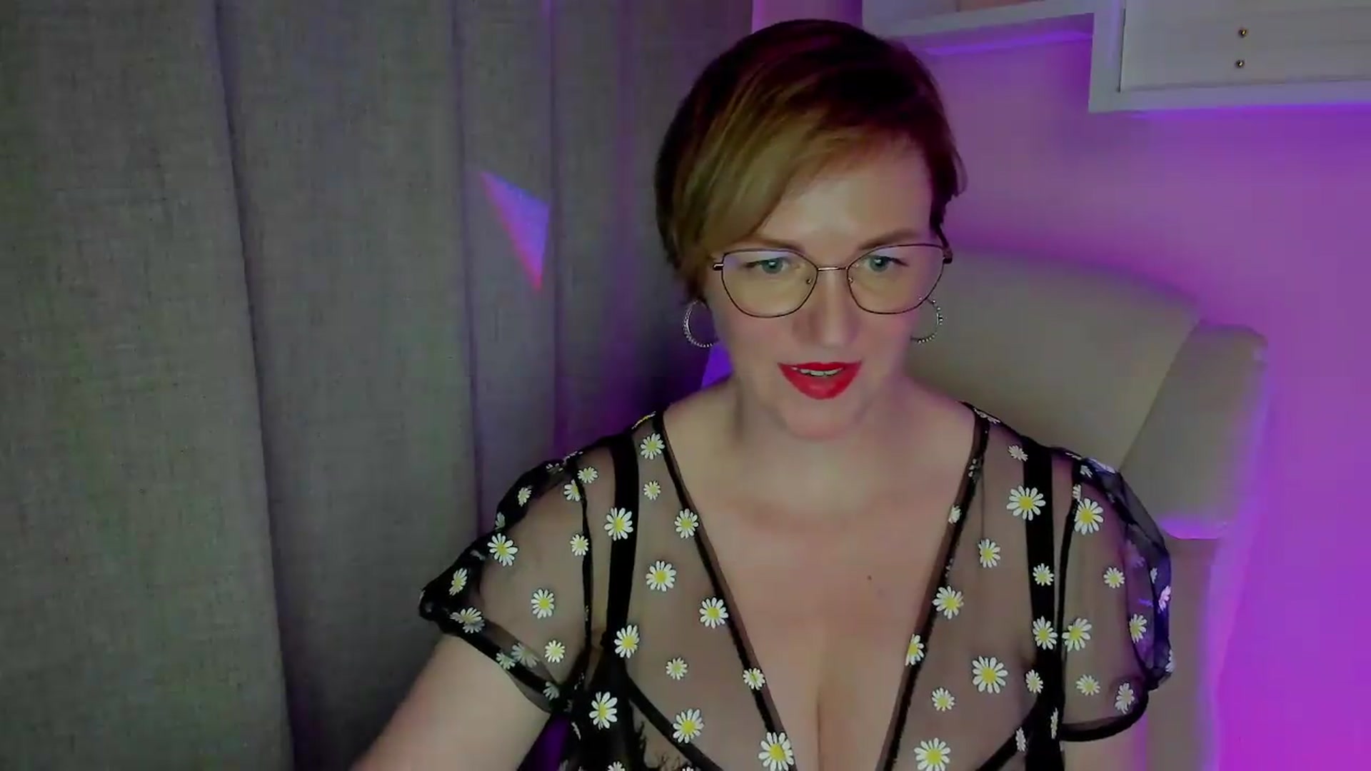 Gallery image thumbnail from EroticFELIZIA's myfreecams stream on, 07/30/2026, 15:48 image 6 of 20