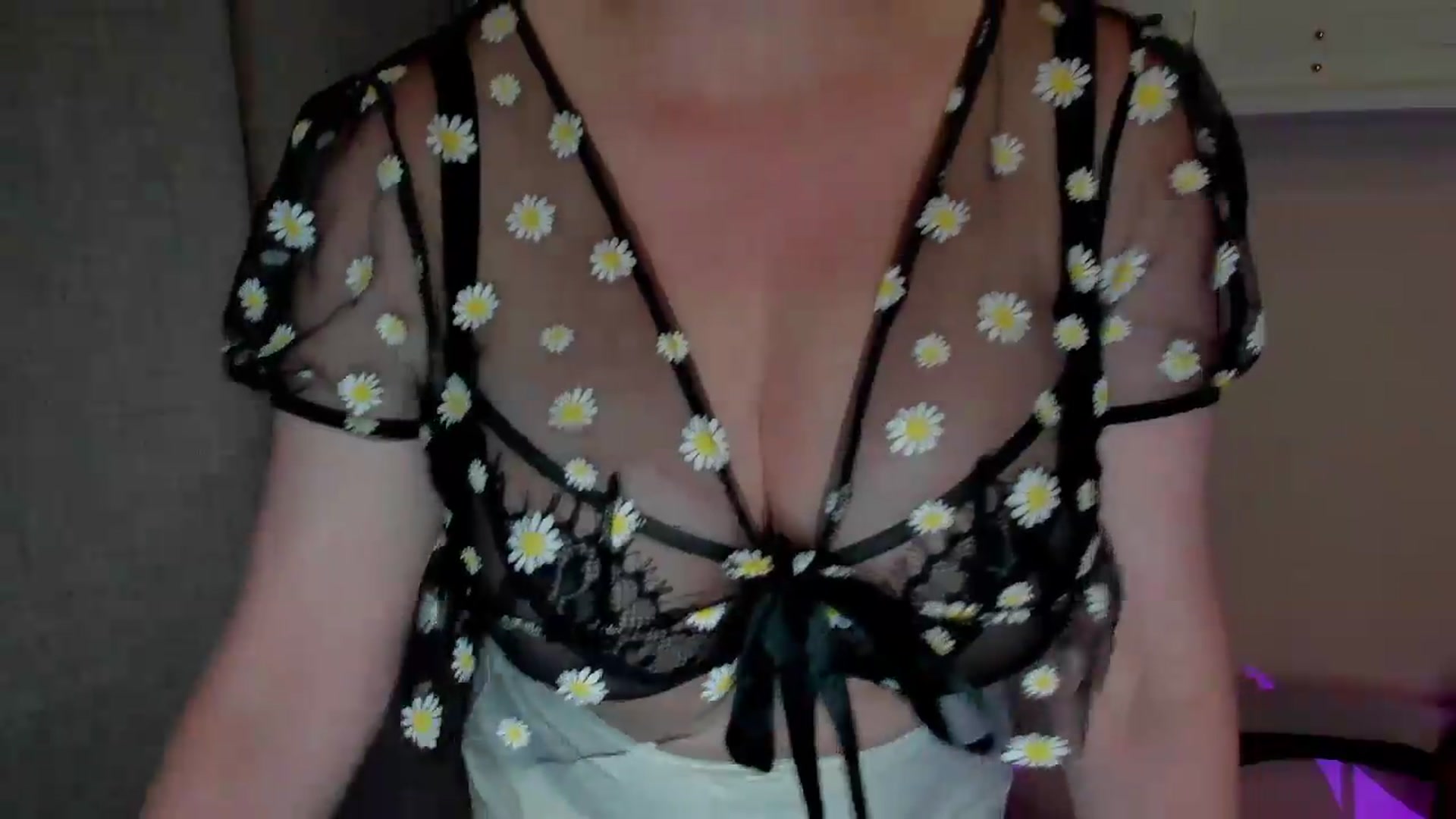 Gallery image thumbnail from EroticFELIZIA's myfreecams stream on, 07/30/2026, 15:48 image 4 of 20