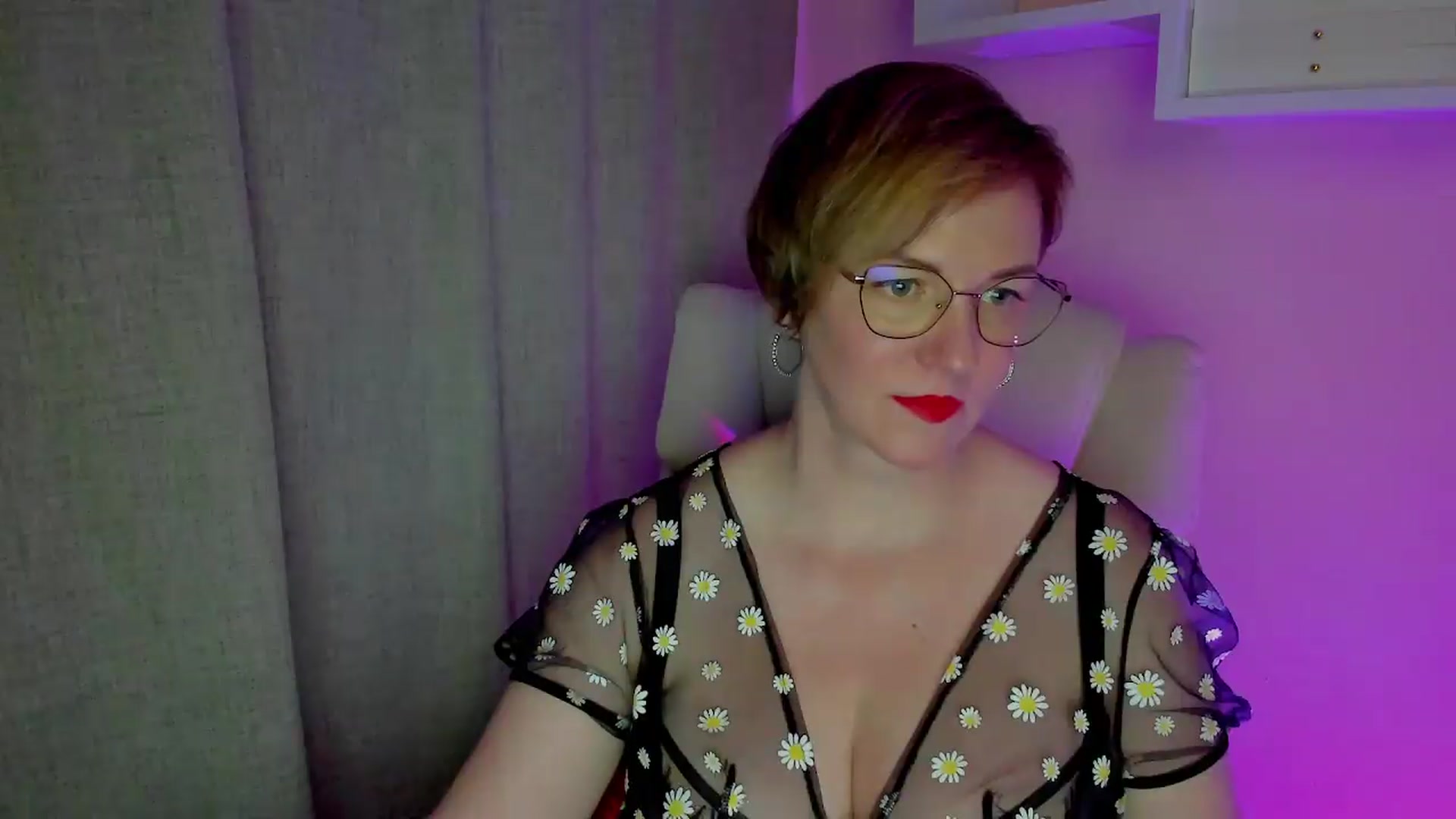 Gallery image thumbnail from EroticFELIZIA's myfreecams stream on, 07/30/2026, 15:48 image 16 of 20