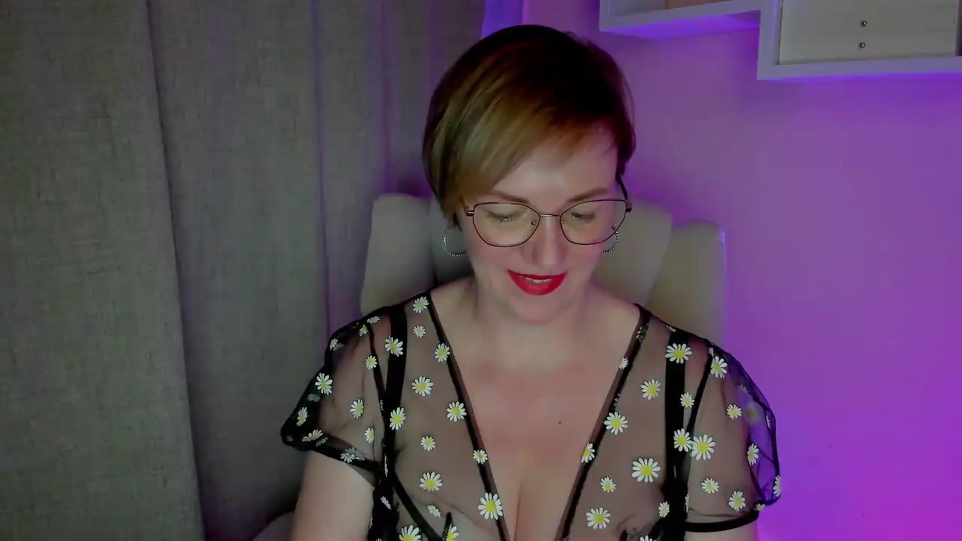 Gallery image thumbnail from EroticFELIZIA's myfreecams stream on, 07/30/2026, 18:38 image 6 of 20