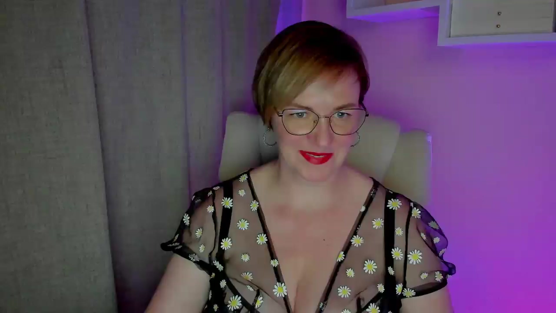 Gallery image thumbnail from EroticFELIZIA's myfreecams stream on, 07/30/2026, 18:38 image 1 of 20